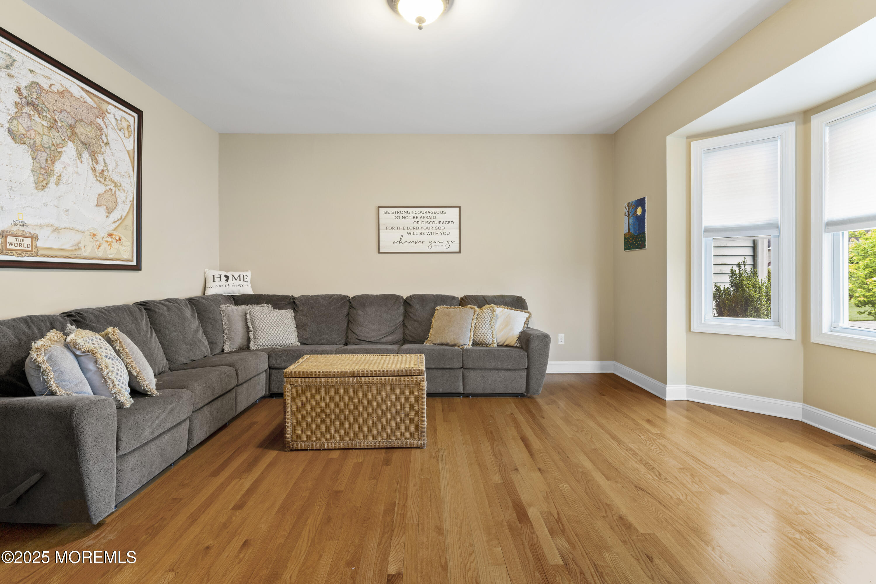 8 Adam Court, Monroe Township, New Jersey image 6