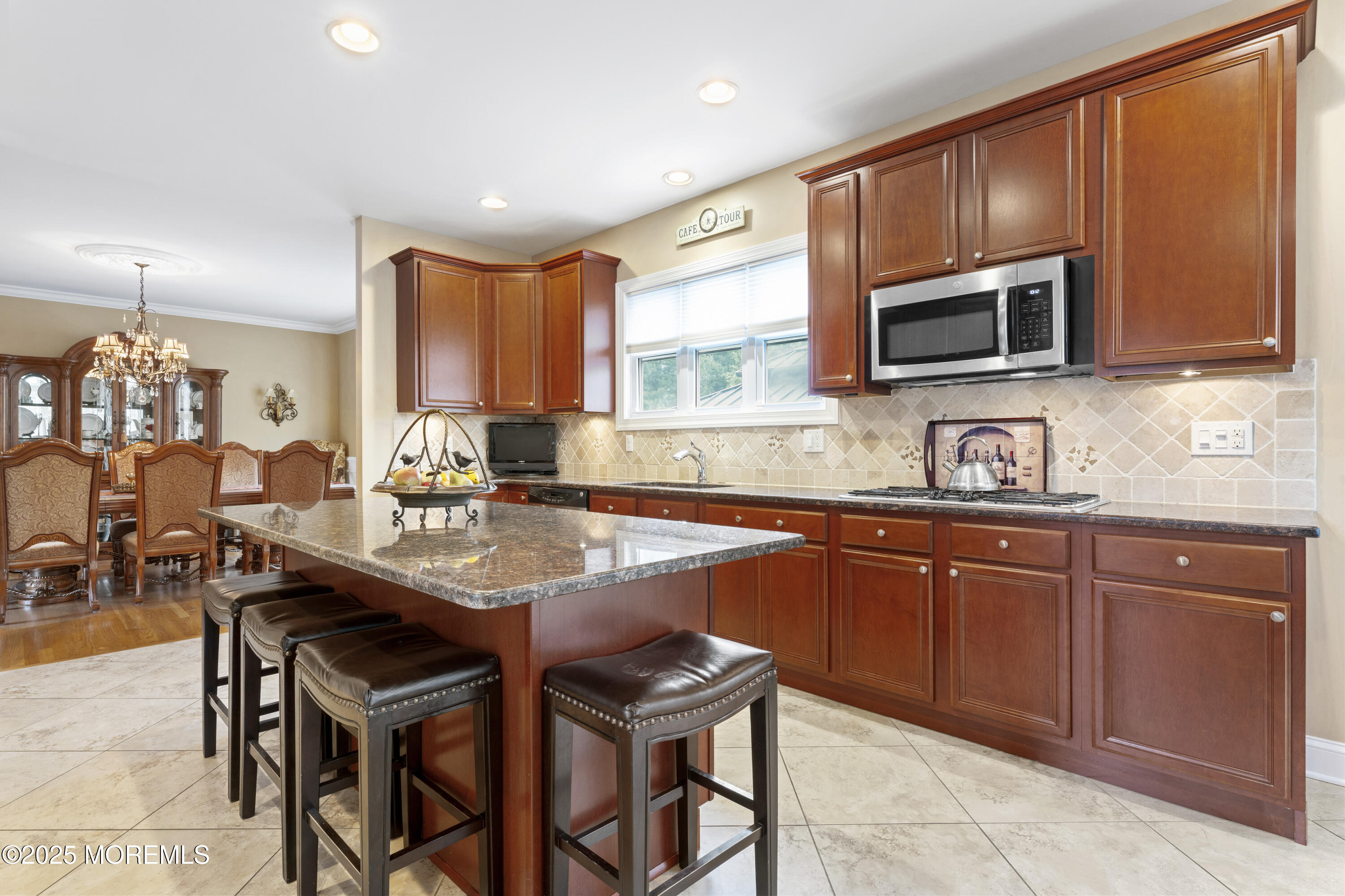 8 Adam Court, Monroe Township, New Jersey image 11