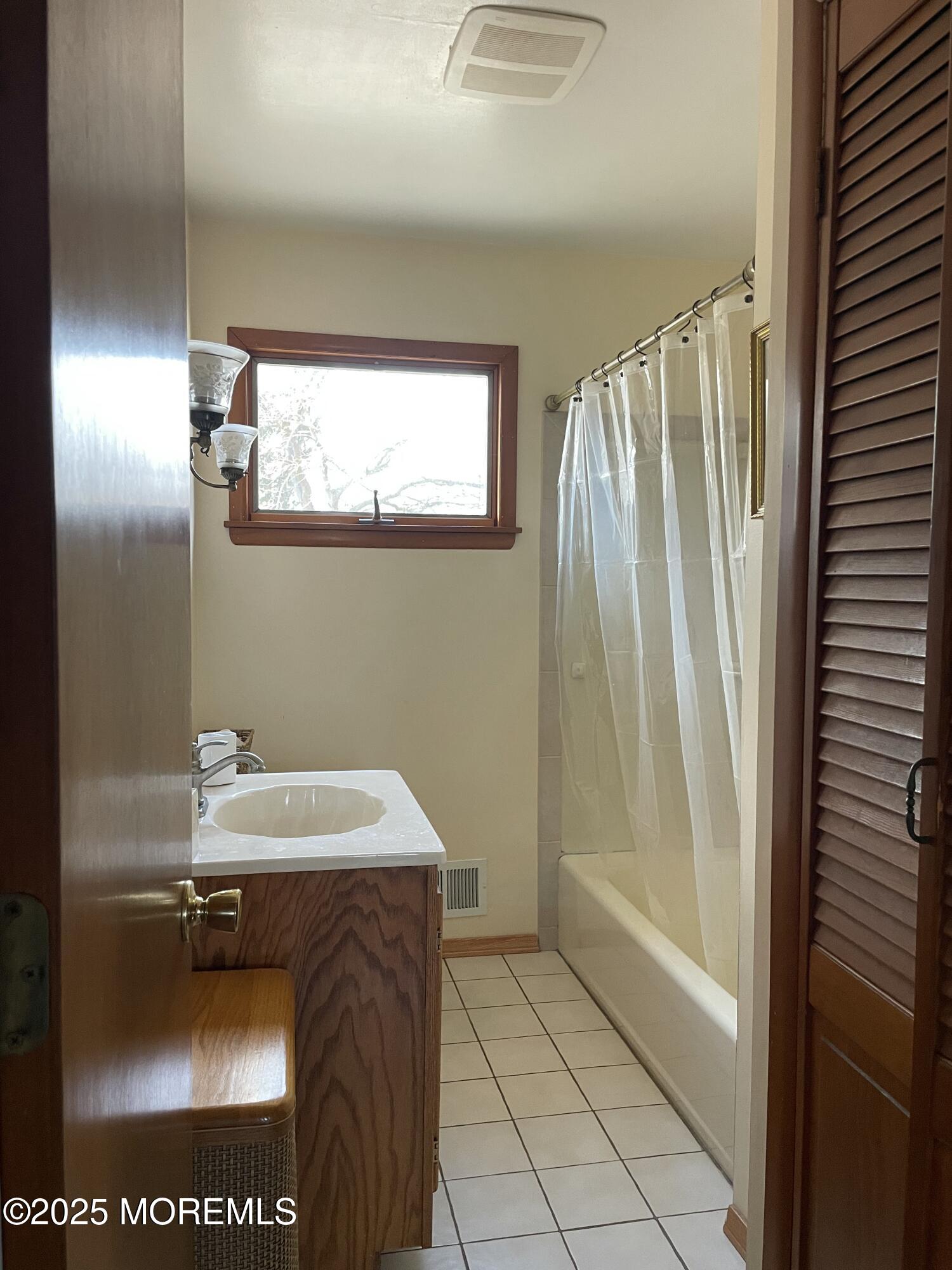 21 Dogwood Drive, Jackson, New Jersey image 19