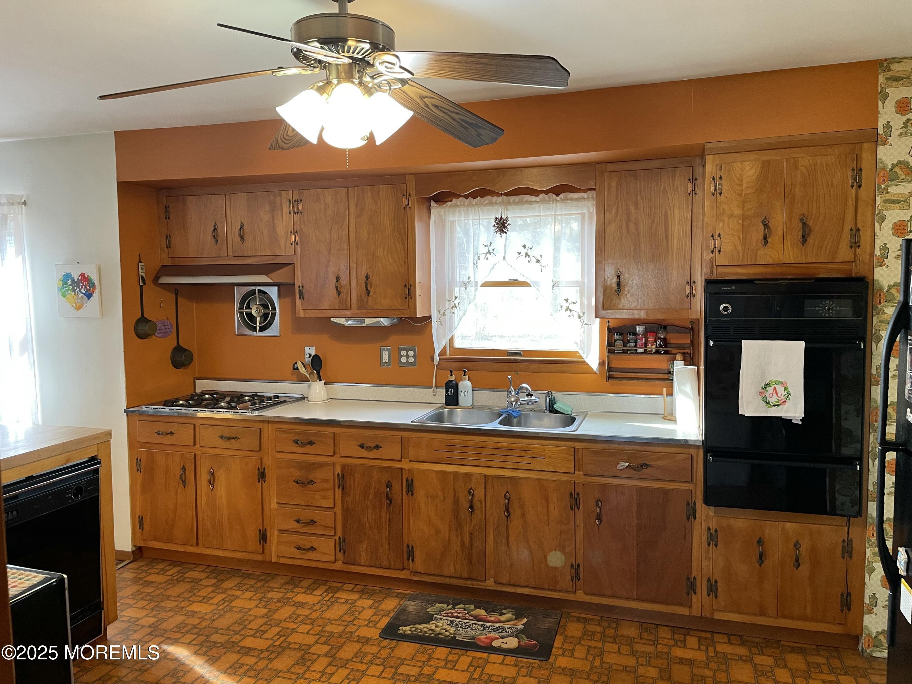 21 Dogwood Drive, Jackson, New Jersey image 11