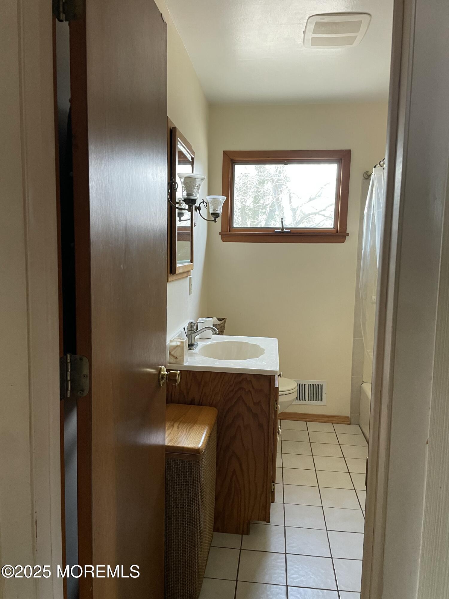 21 Dogwood Drive, Jackson, New Jersey image 17