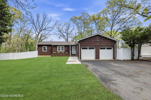 Homes For Sale - 319 Miller Road<br/> Lakewood, NJ 08701