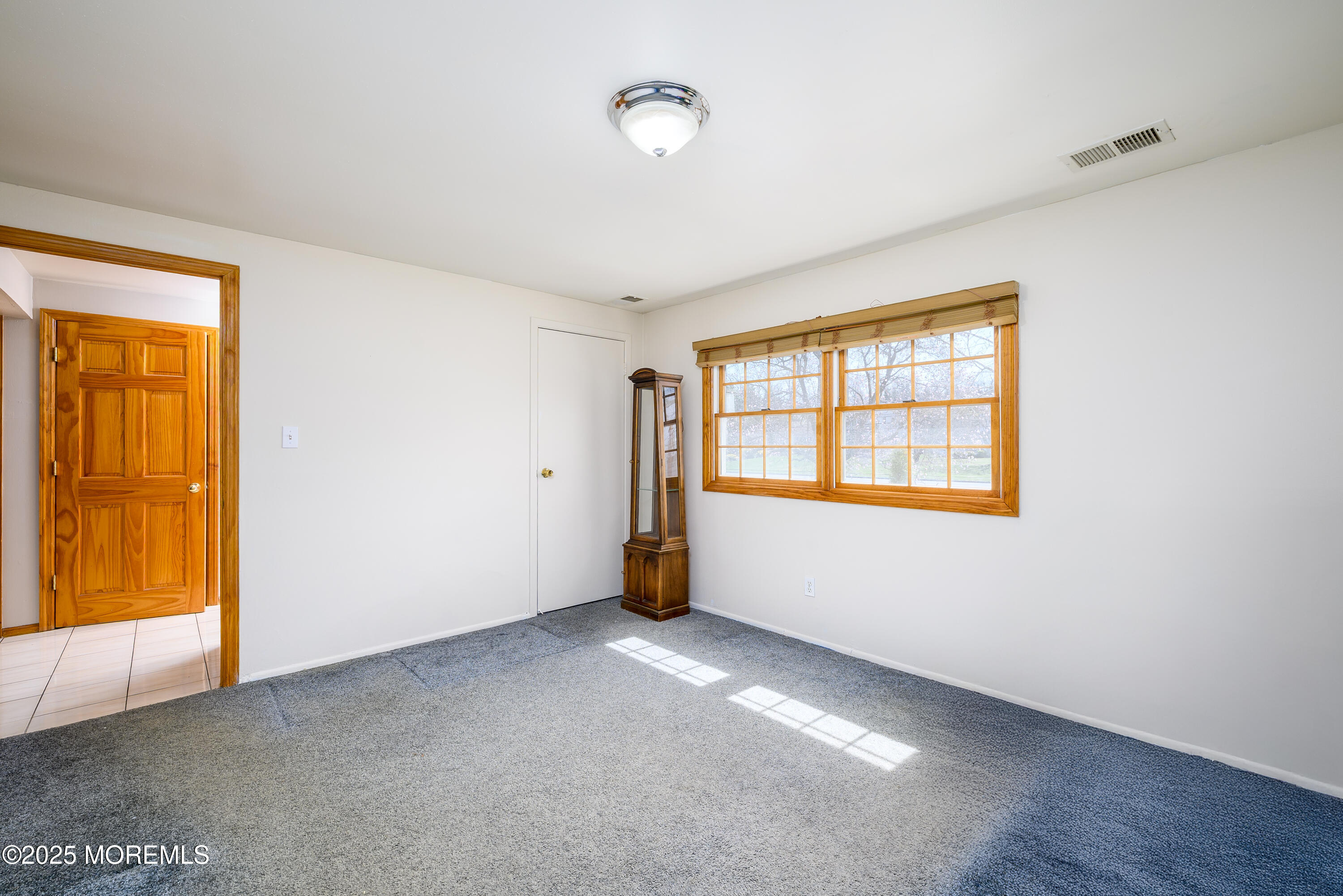 97 Old Queens Boulevard, Manalapan, New Jersey image 13