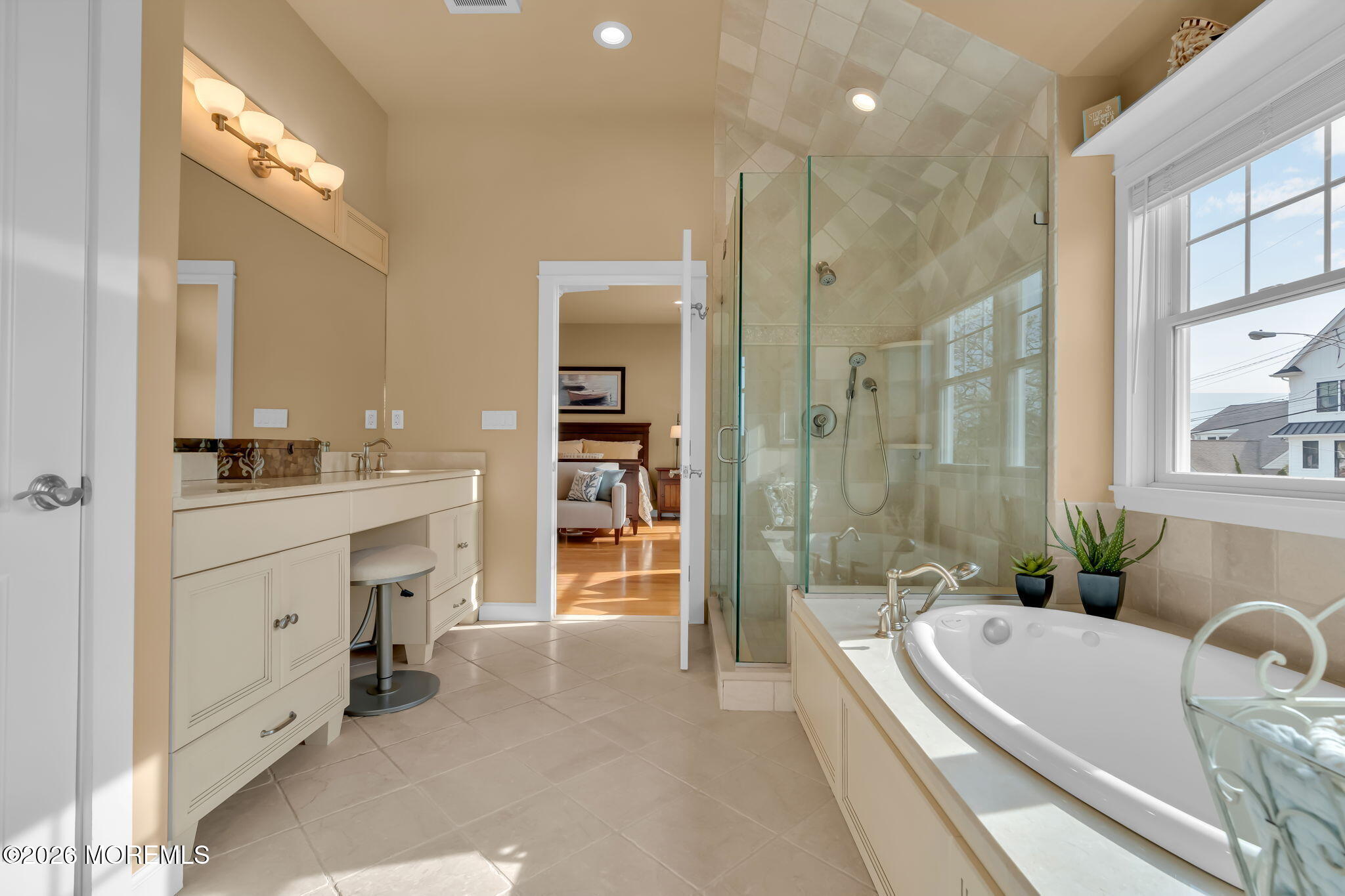 Toms River, New Jersey, 08753, United States, 5 Bedrooms Bedrooms, ,4 BathroomsBathrooms,Residential,Active,2036373