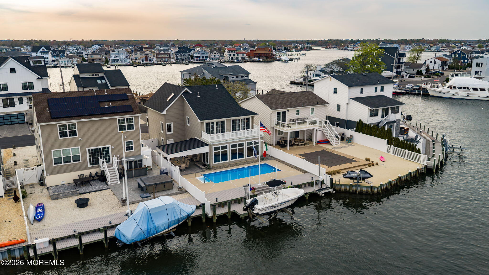 Toms River, New Jersey, 08753, United States, 5 Bedrooms Bedrooms, ,4 BathroomsBathrooms,Residential,Active,2036373