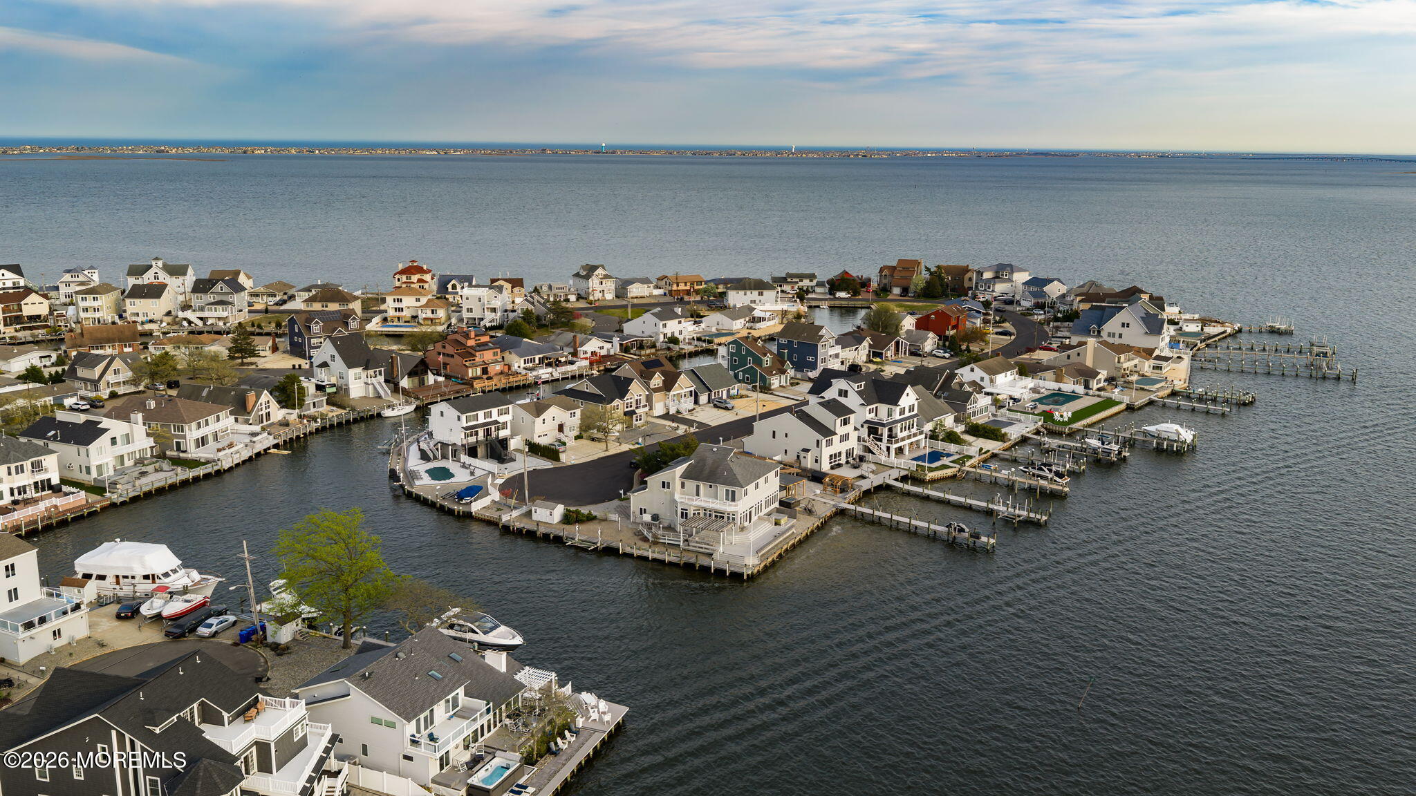 Toms River, New Jersey, 08753, United States, 5 Bedrooms Bedrooms, ,4 BathroomsBathrooms,Residential,Active,2036373