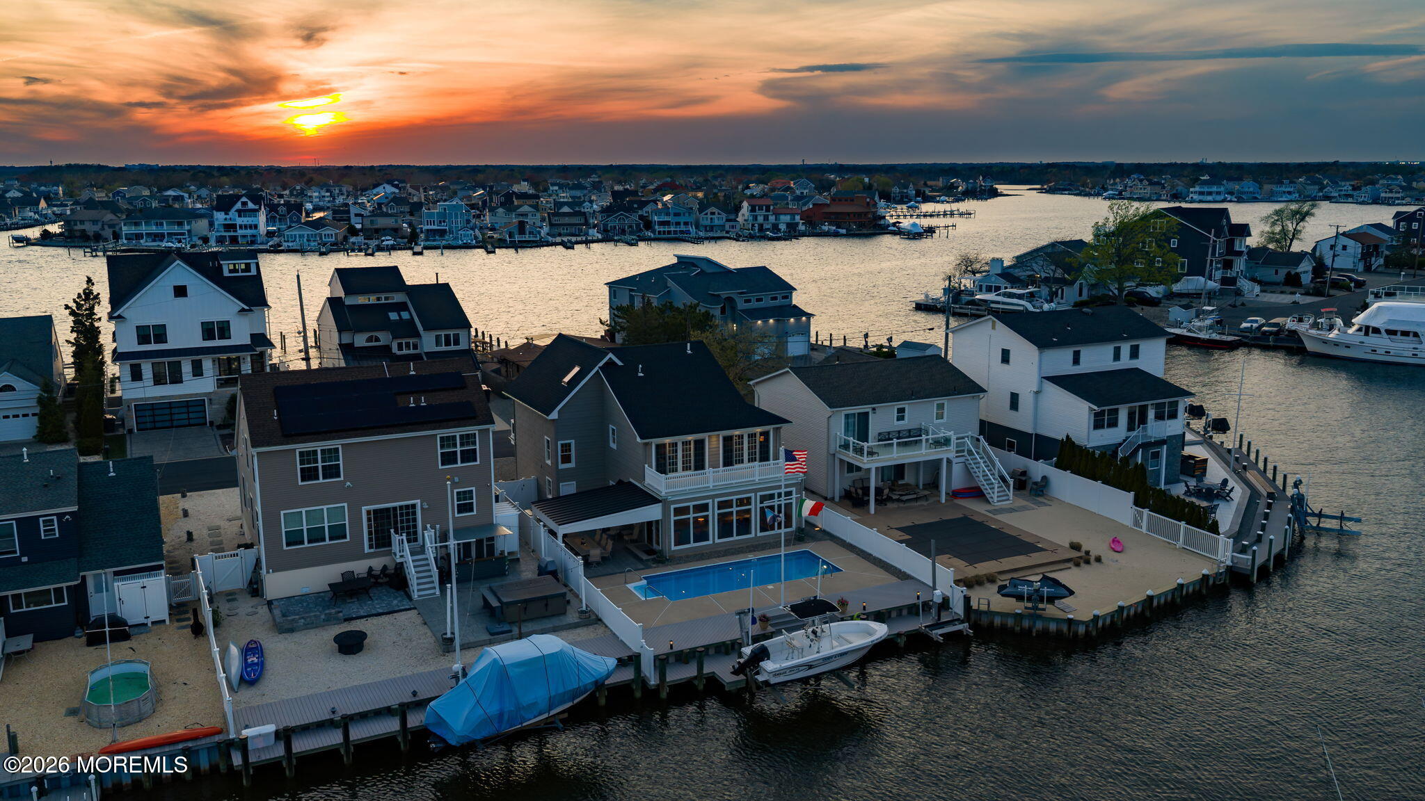 Toms River, New Jersey, 08753, United States, 5 Bedrooms Bedrooms, ,4 BathroomsBathrooms,Residential,Active,2036373