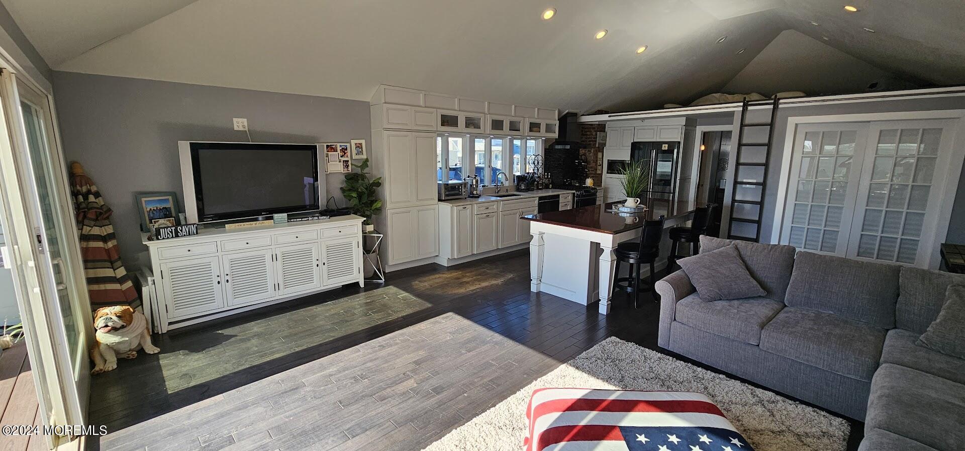 Point Pleasant Beach, New Jersey, 08742, United States, 1 Bedroom Bedrooms, ,1 BathroomBathrooms,Residential,Active,1964265