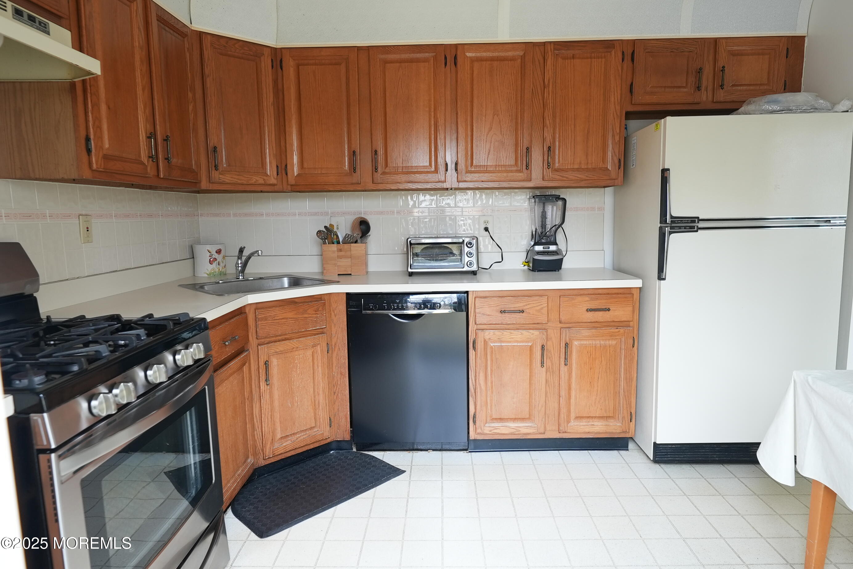 17 Beaumont Court, Tinton Falls, New Jersey image 19