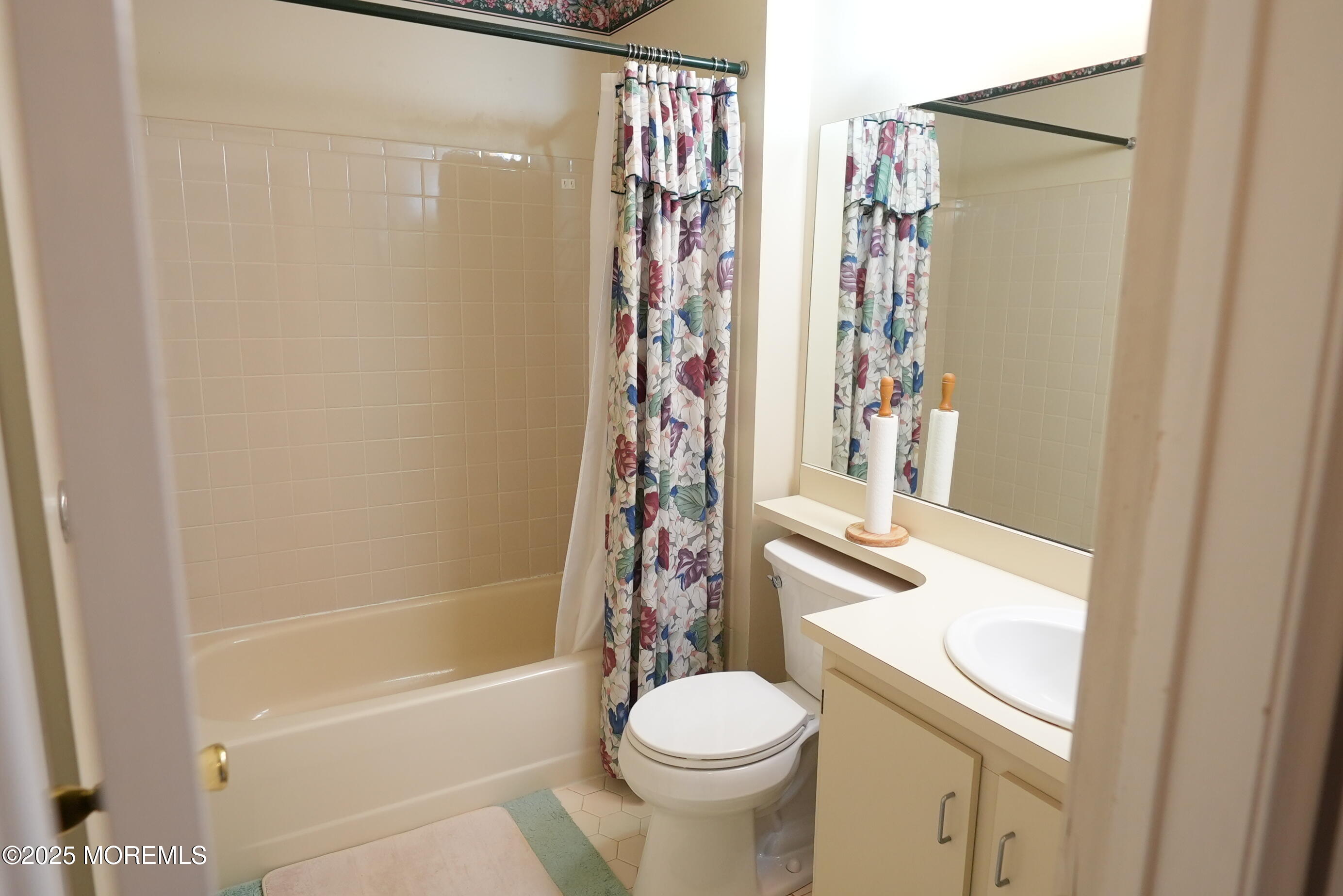 17 Beaumont Court, Tinton Falls, New Jersey image 15