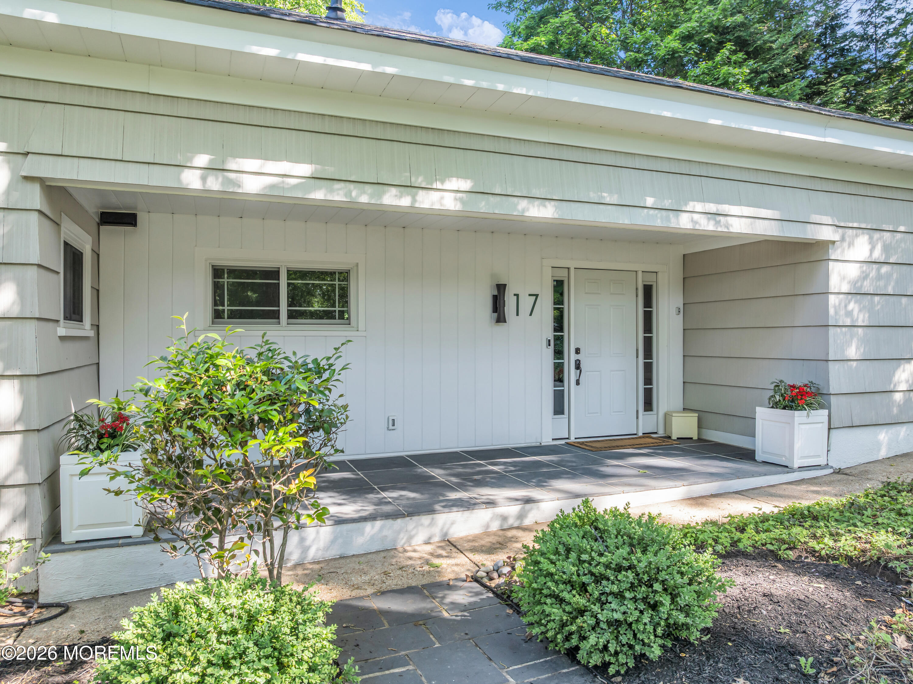 17 Hilltop Terrace N