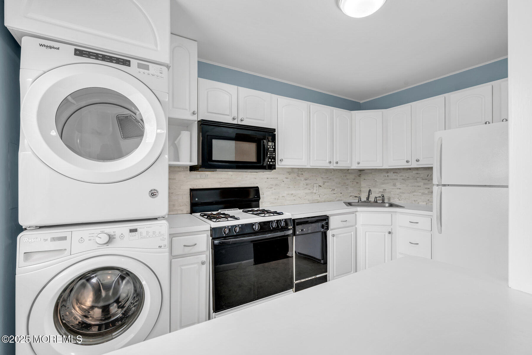 187 Manor, Red Bank, New Jersey image 13