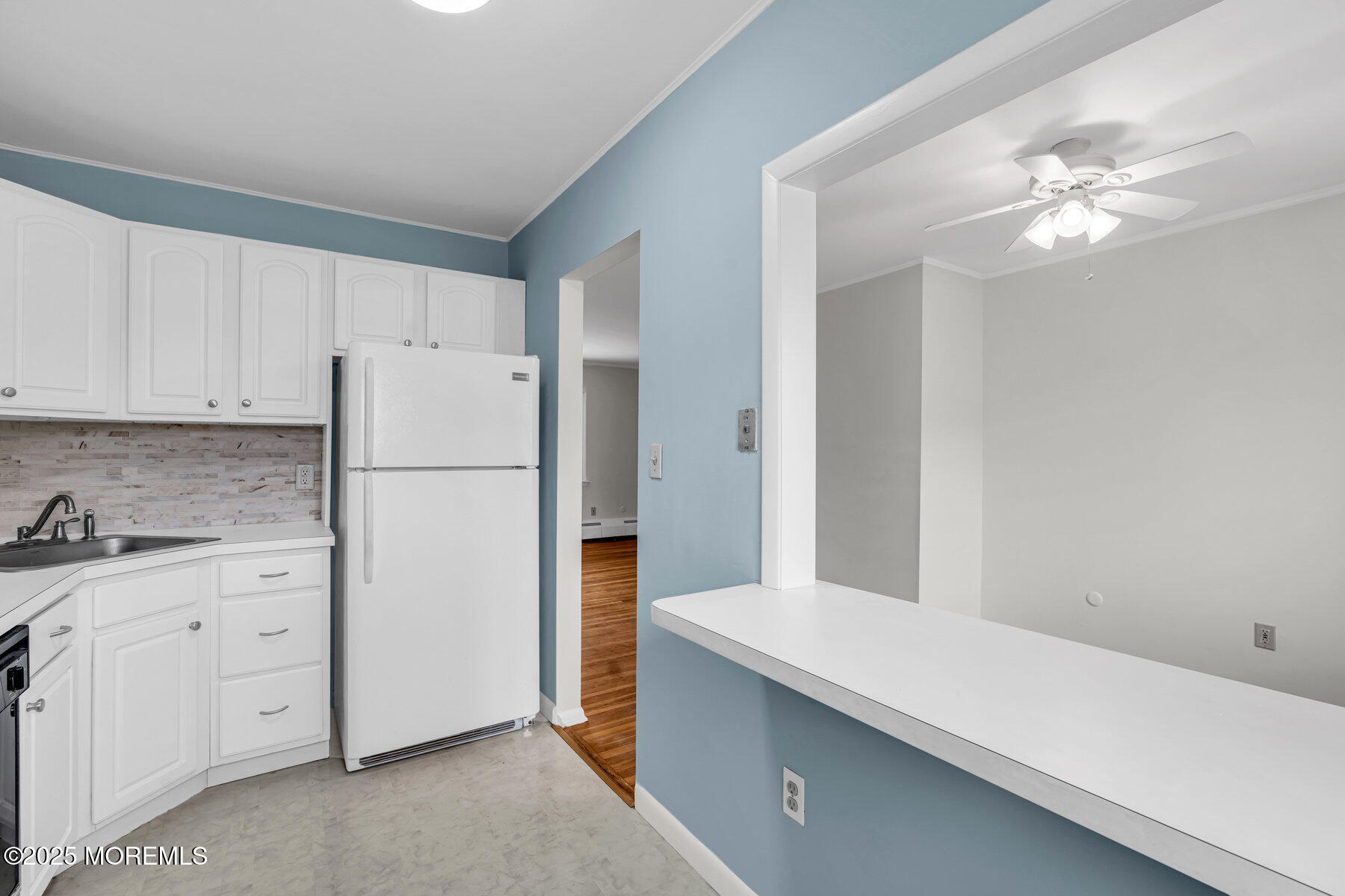 187 Manor, Red Bank, New Jersey image 9