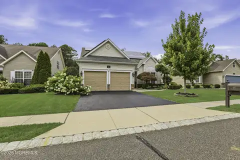 MLS: 22625004