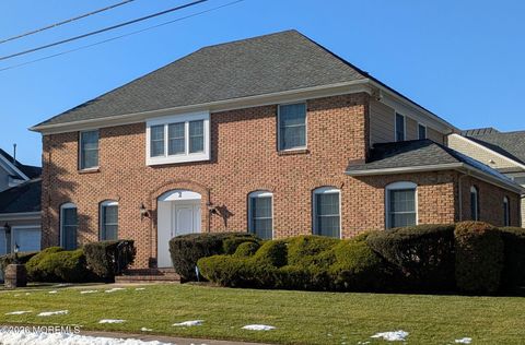 2 Seawood Way Spring Lake NJ 07762