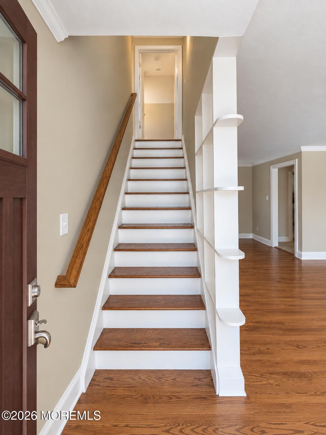 122 Oakwood Place