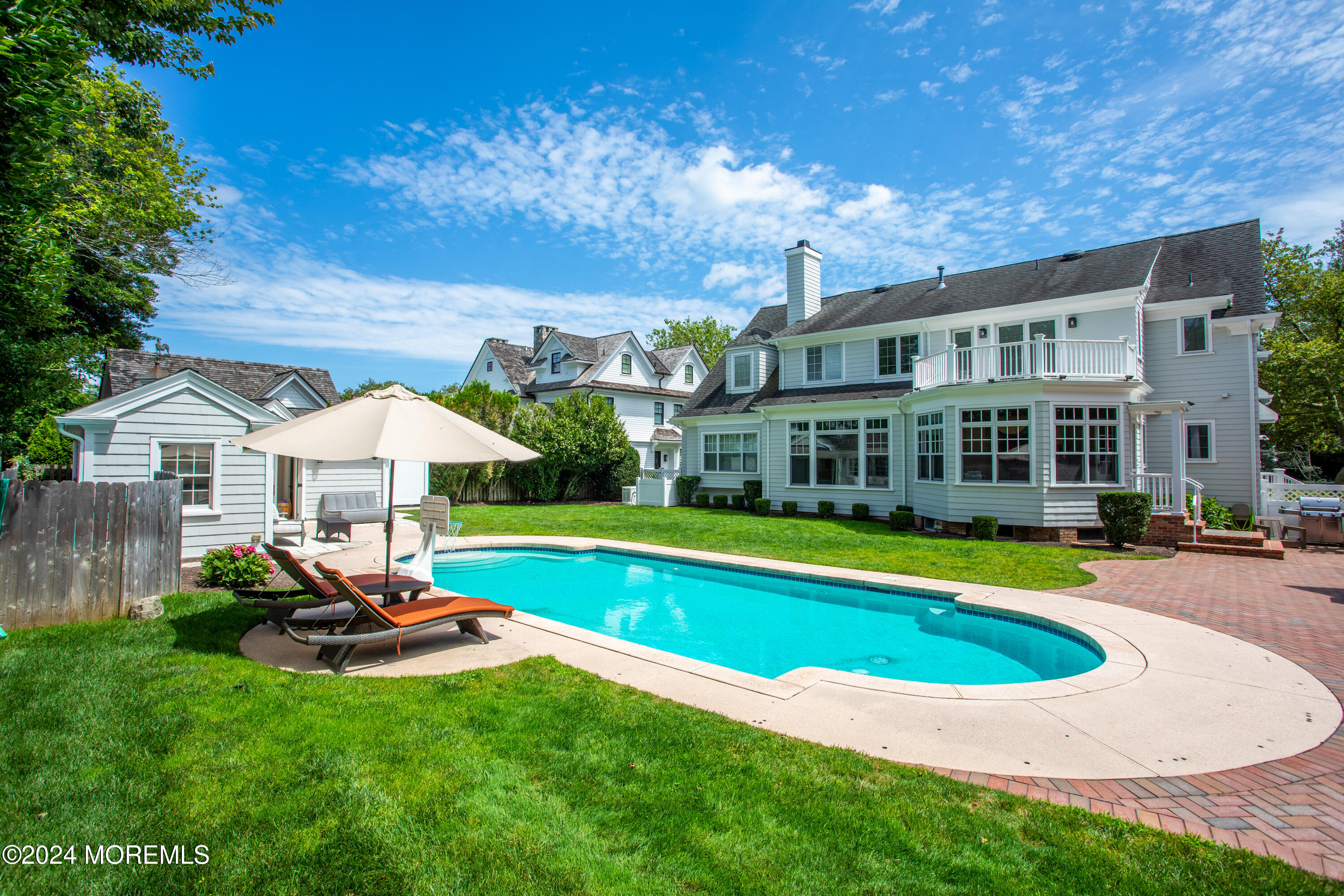 38 Vroom Avenue Winter Rental