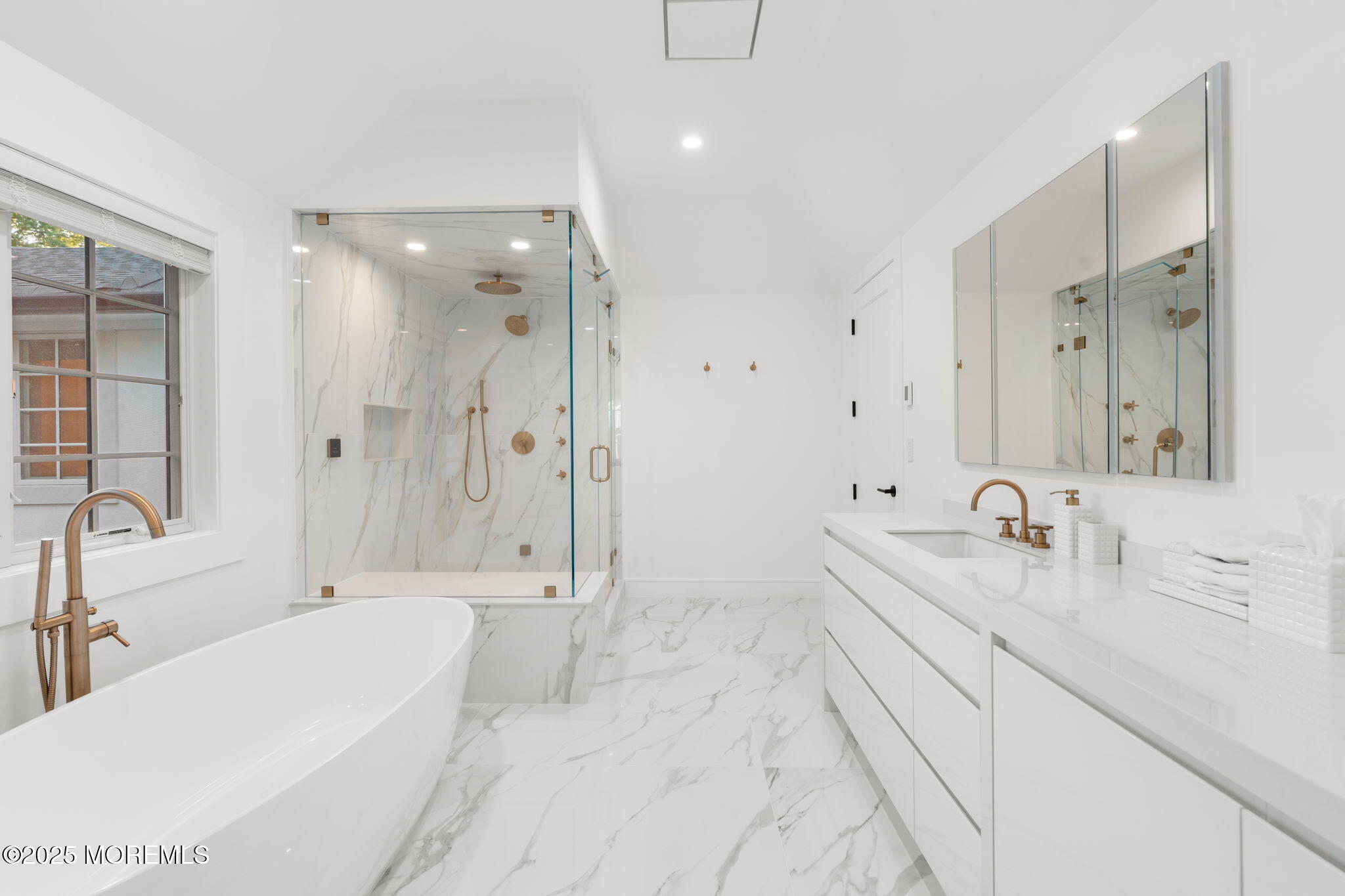 306 Hutchinson Road, Englewood, New Jersey image 26