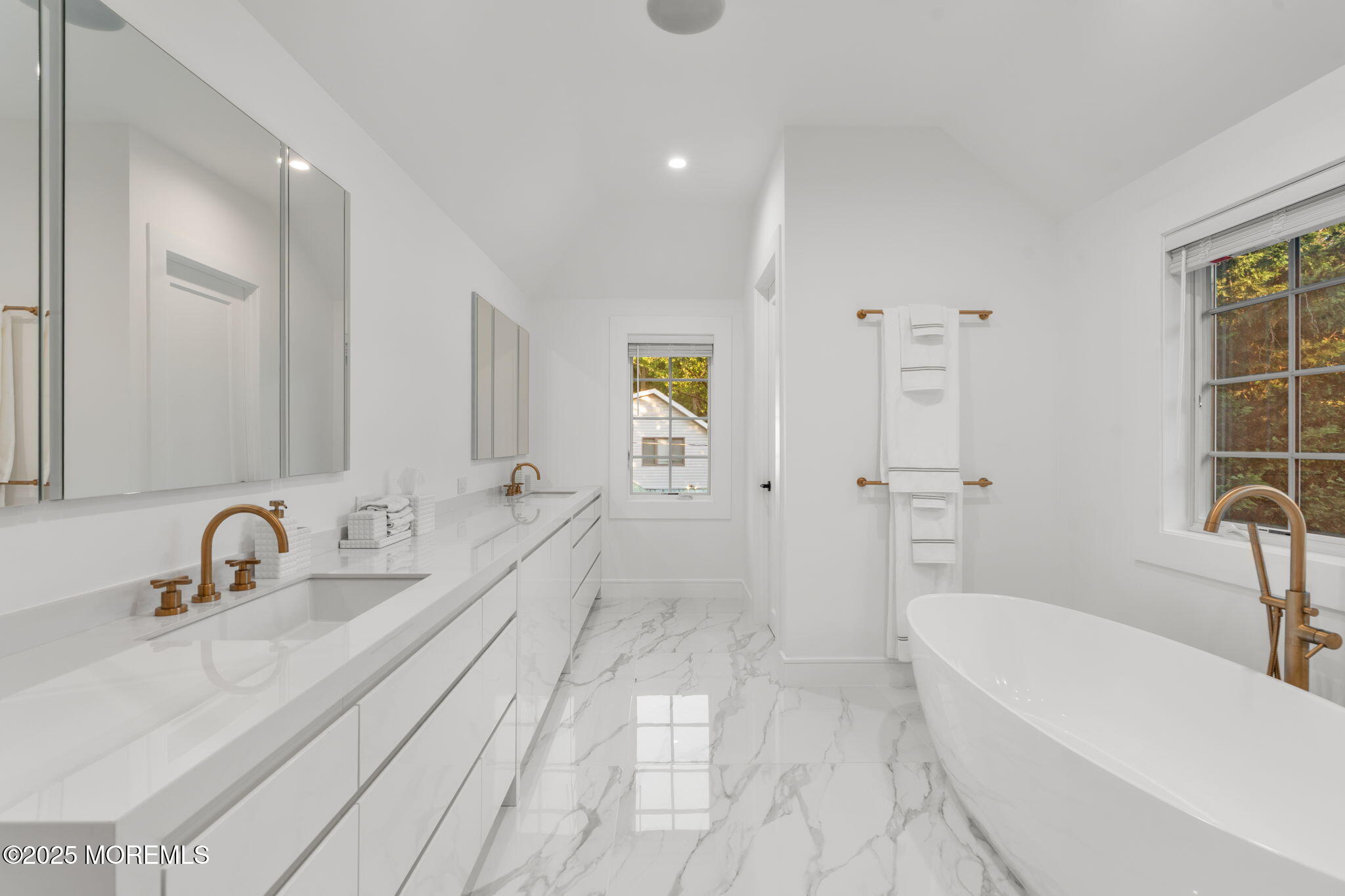 306 Hutchinson Road, Englewood, New Jersey image 25