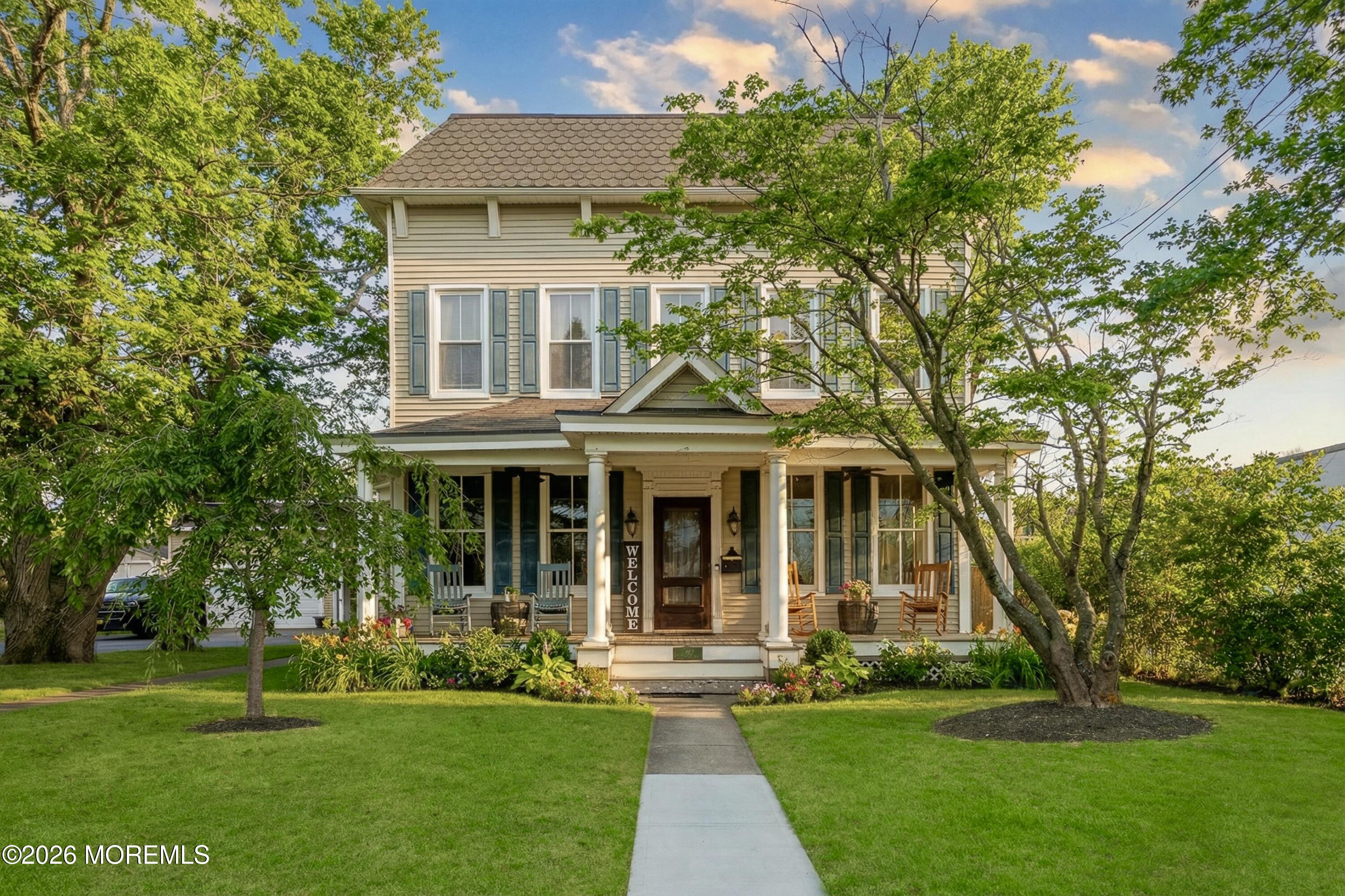 Welcome to 11 Golf Street