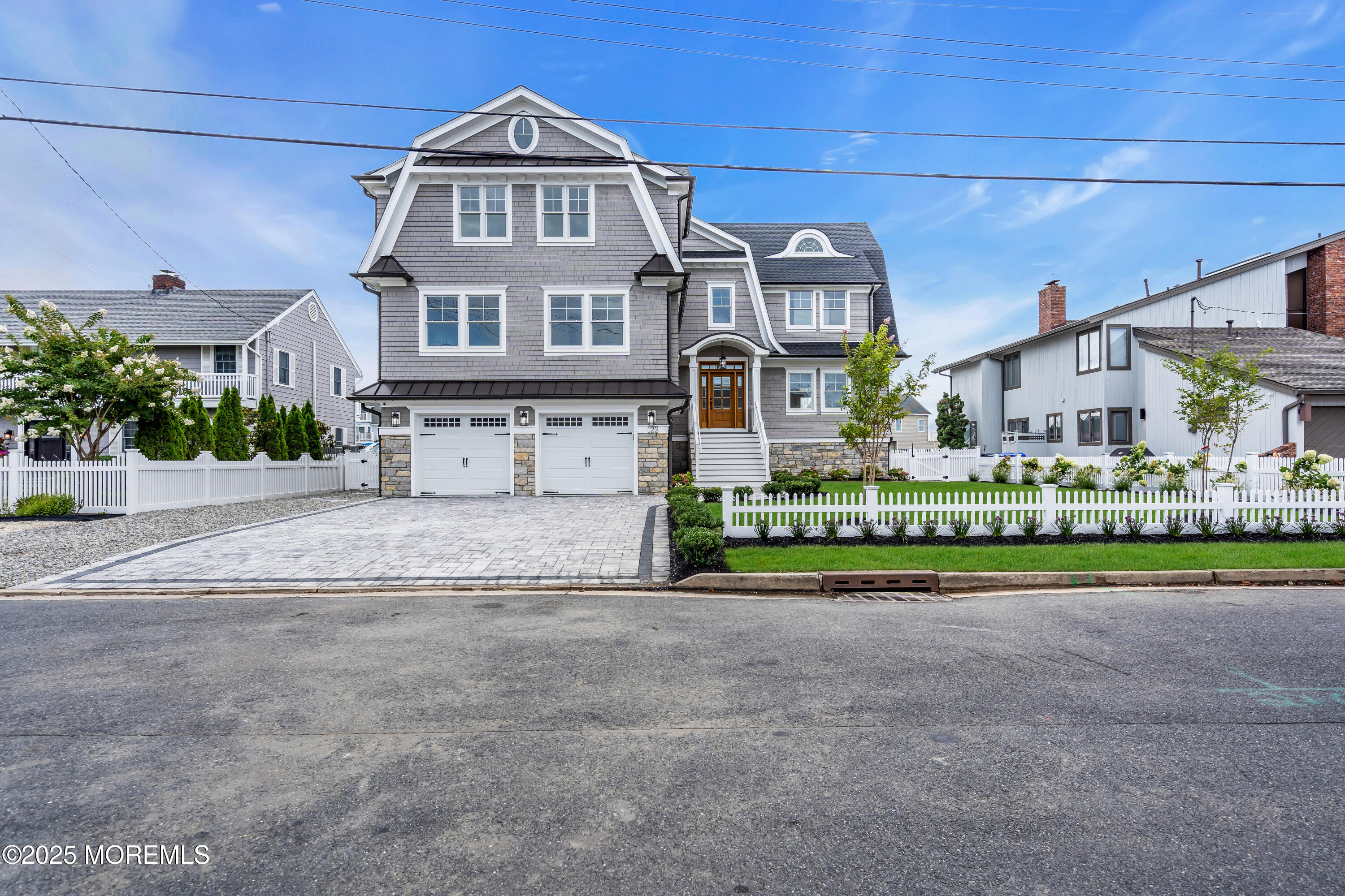 Mantoloking, New Jersey, 08738, United States, 6 Bedrooms Bedrooms, ,6 BathroomsBathrooms,Residential,Active,2006879