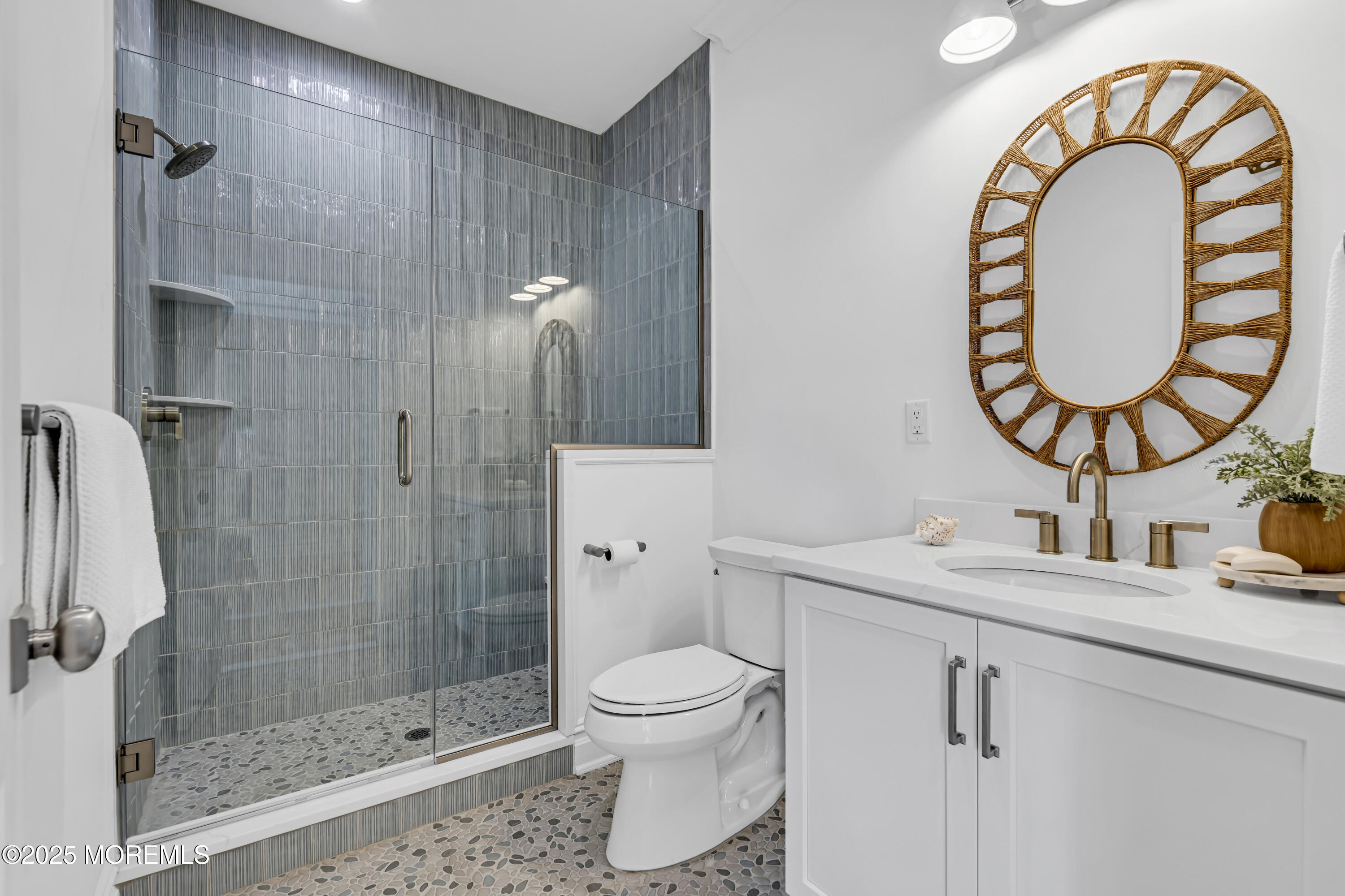Mantoloking, New Jersey, 08738, United States, 6 Bedrooms Bedrooms, ,6 BathroomsBathrooms,Residential,Active,2006879