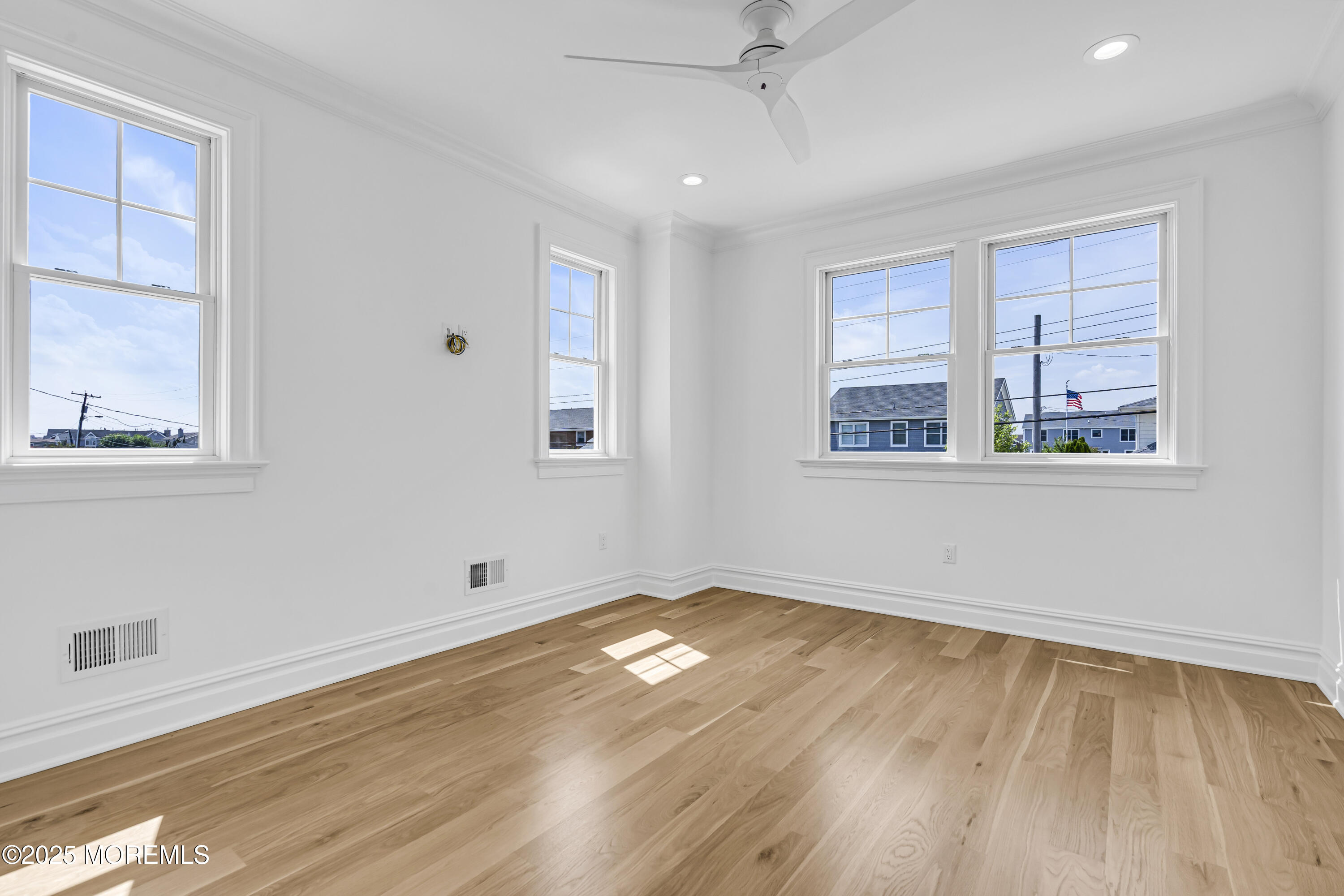 Mantoloking, New Jersey, 08738, United States, 6 Bedrooms Bedrooms, ,6 BathroomsBathrooms,Residential,Active,2006879