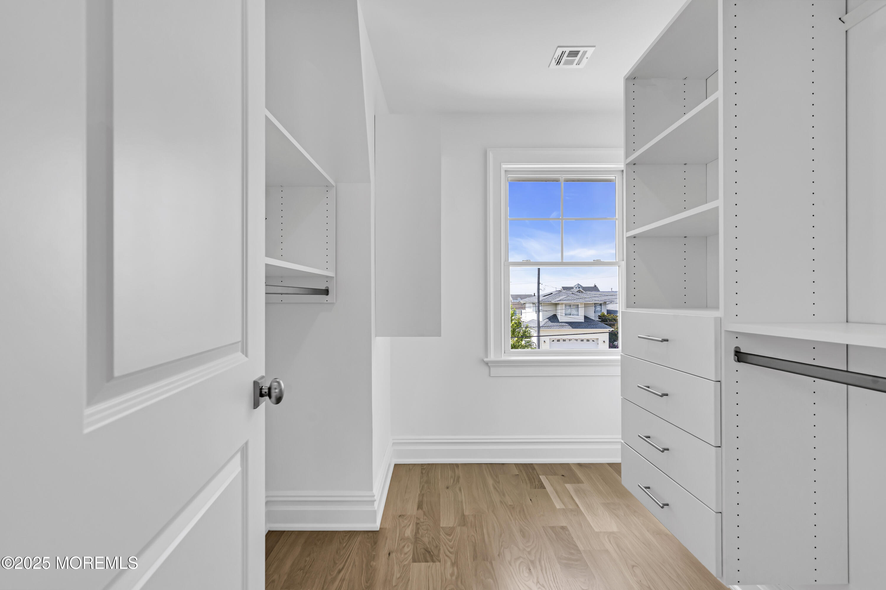 Mantoloking, New Jersey, 08738, United States, 6 Bedrooms Bedrooms, ,6 BathroomsBathrooms,Residential,Active,2006879
