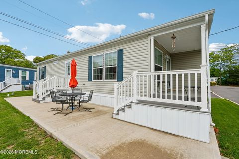 Mobile Home For Sale - 1919 Atlantic Avenue #12<br/> Manasquan, NJ 08736