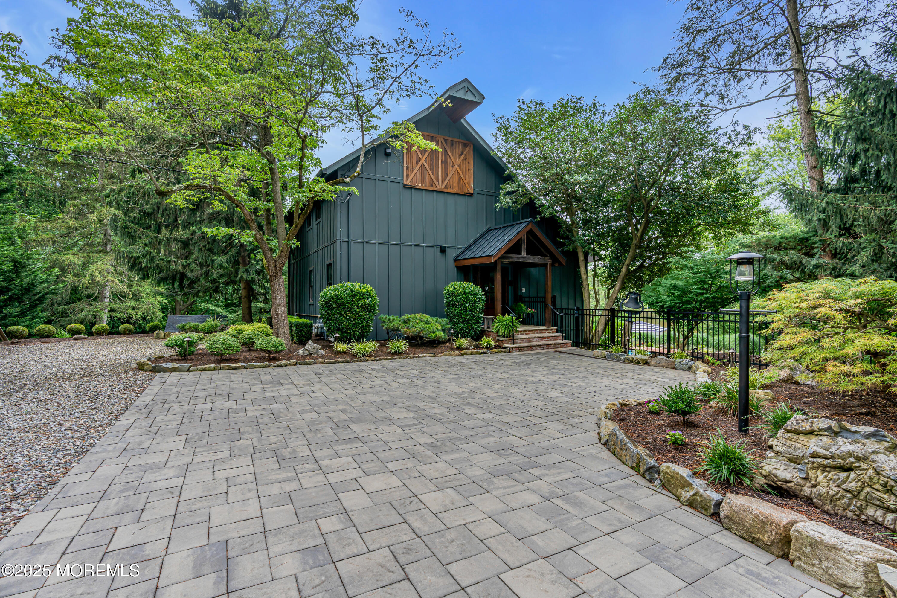 6 Trimbleford Lane