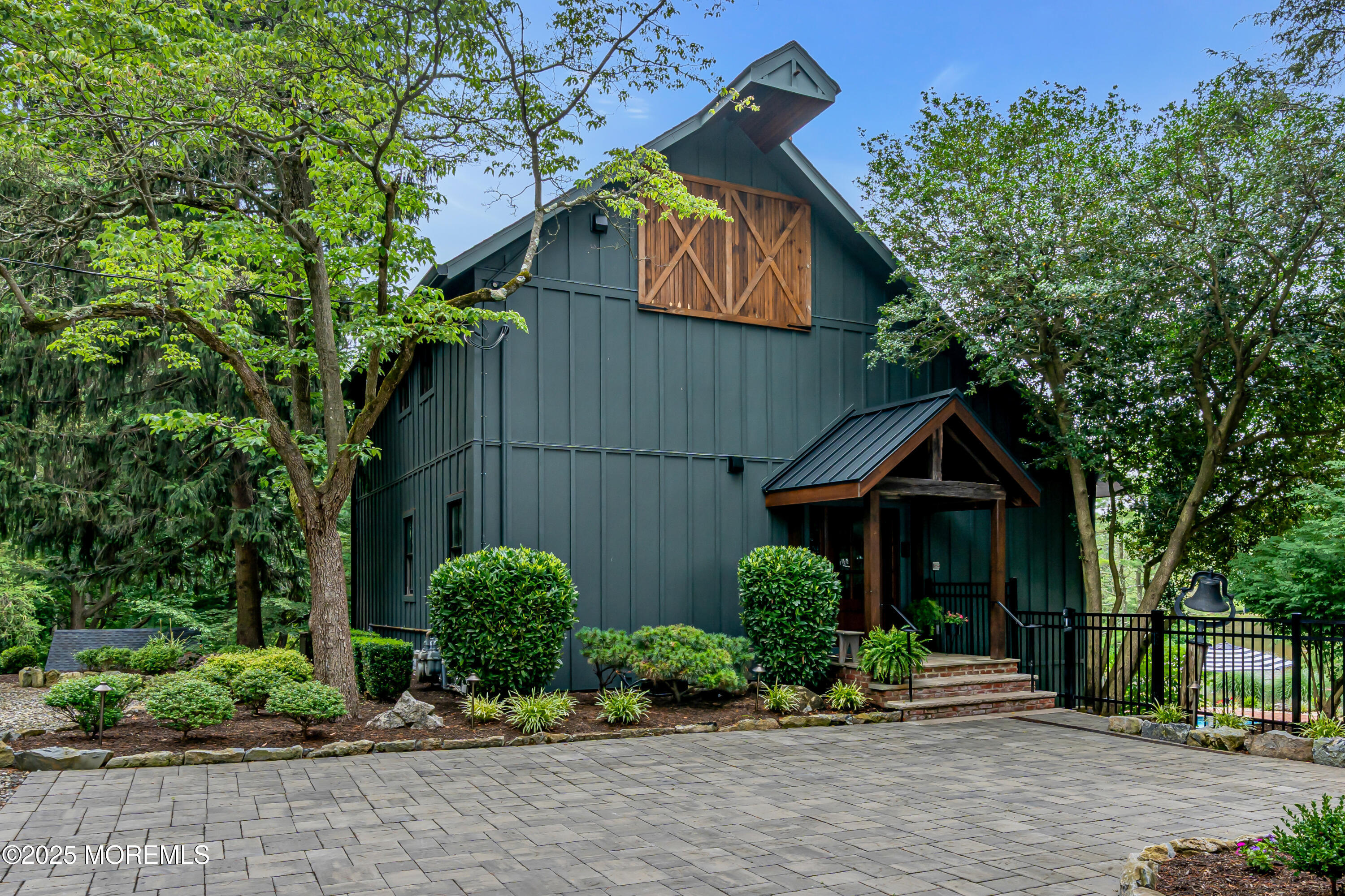 6 Trimbleford Lane