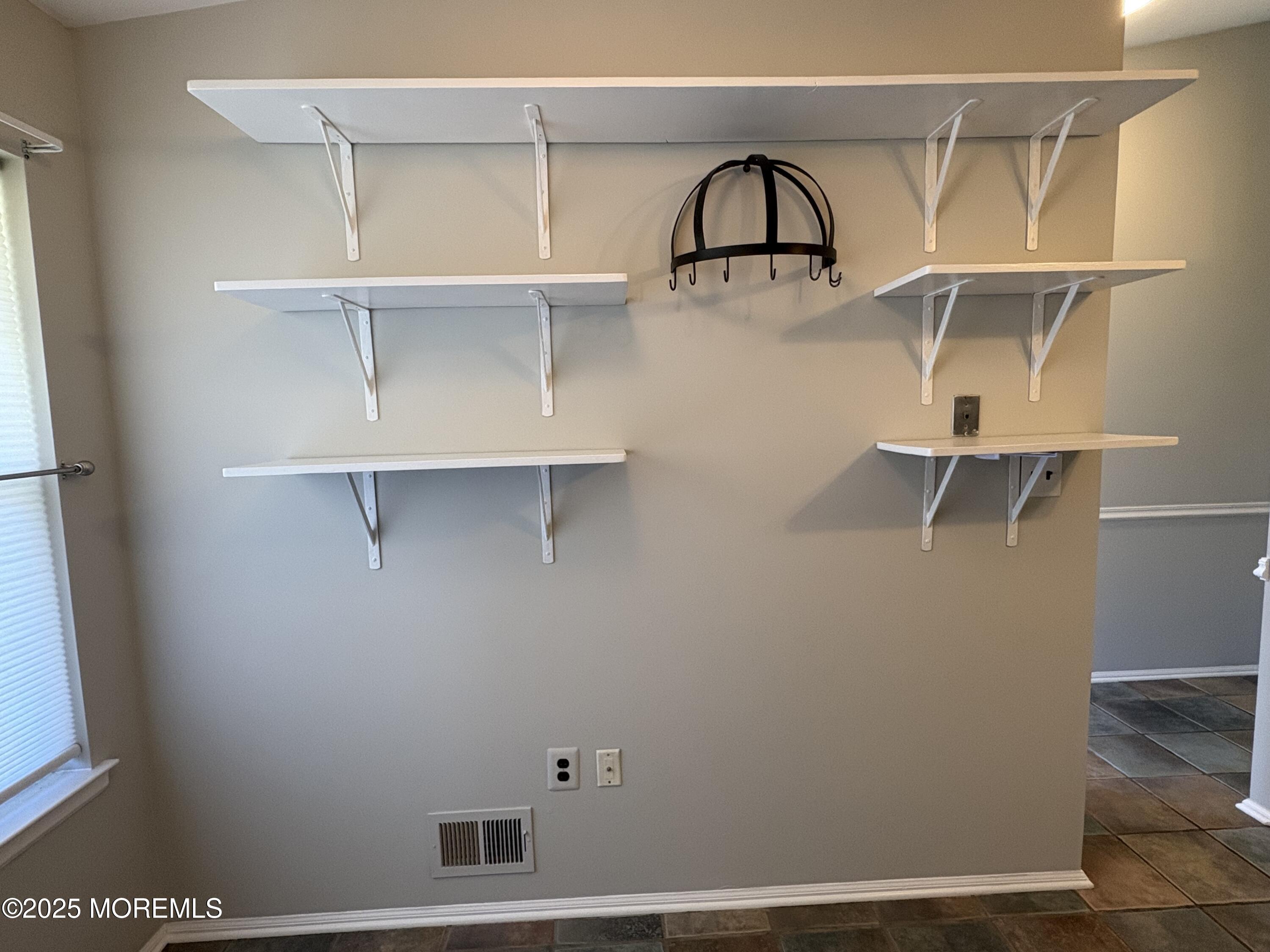 74 Boxwood Terrace #12, Red Bank, New Jersey image 10