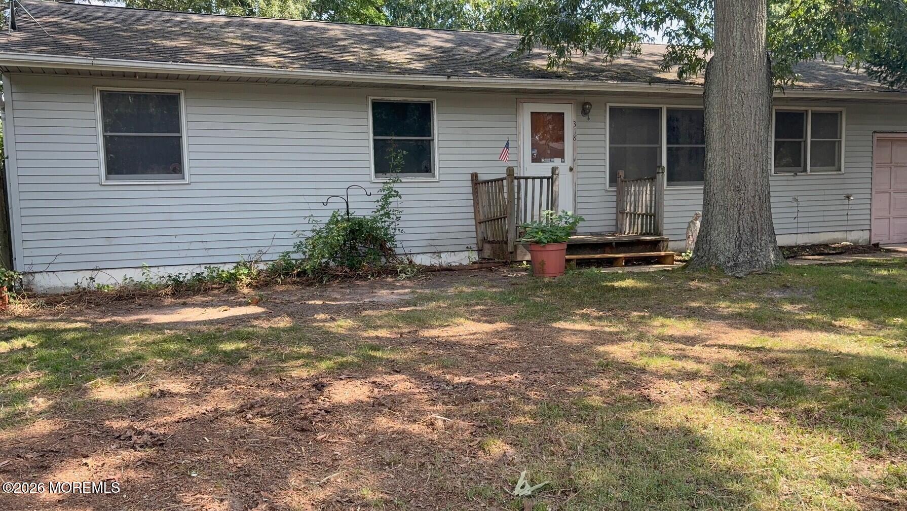 Photo 1 of 15 — 318 Laurel Boulevard, Lanoka Harbor, NJ 08734
