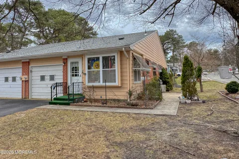 8 Lexington Drive Unit B, Whiting, NJ 08759 - #: 22603554