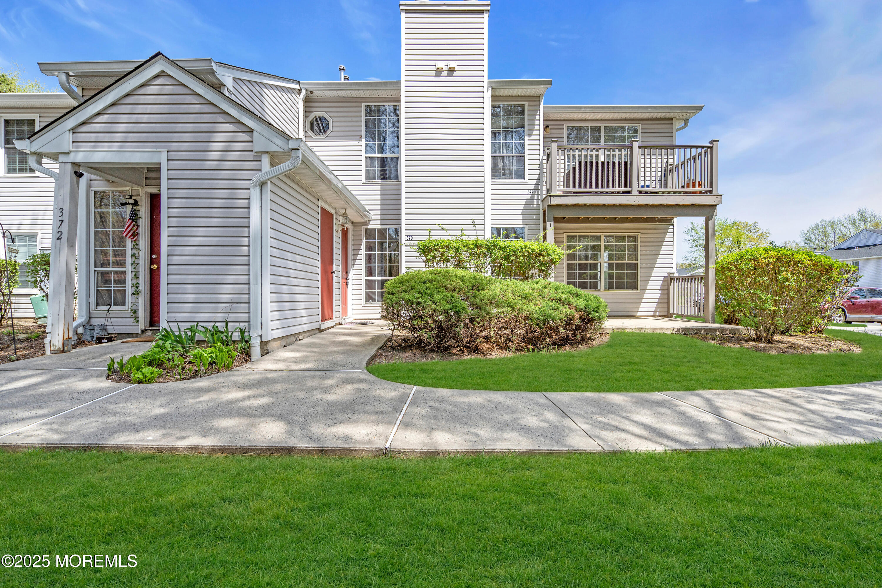 370 Mayfair Place, Morganville, New Jersey image 1