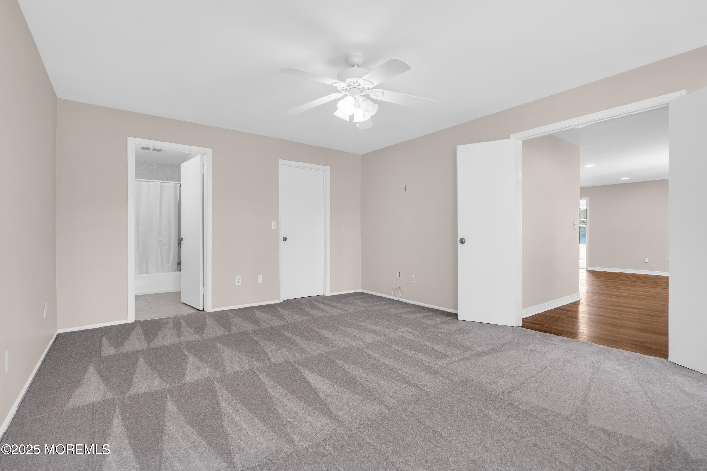 370 Mayfair Place, Morganville, New Jersey image 34