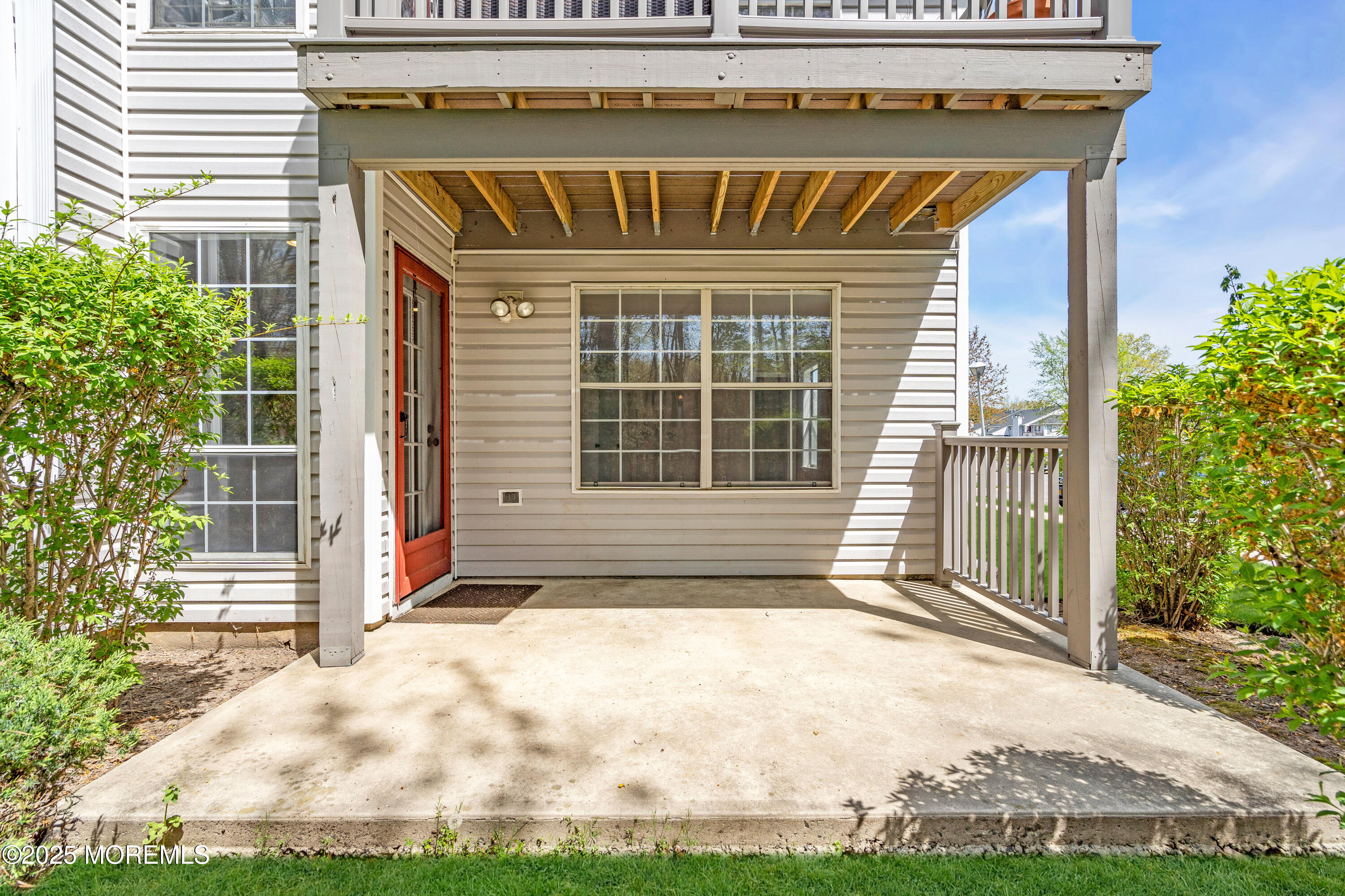 370 Mayfair Place, Morganville, New Jersey image 43
