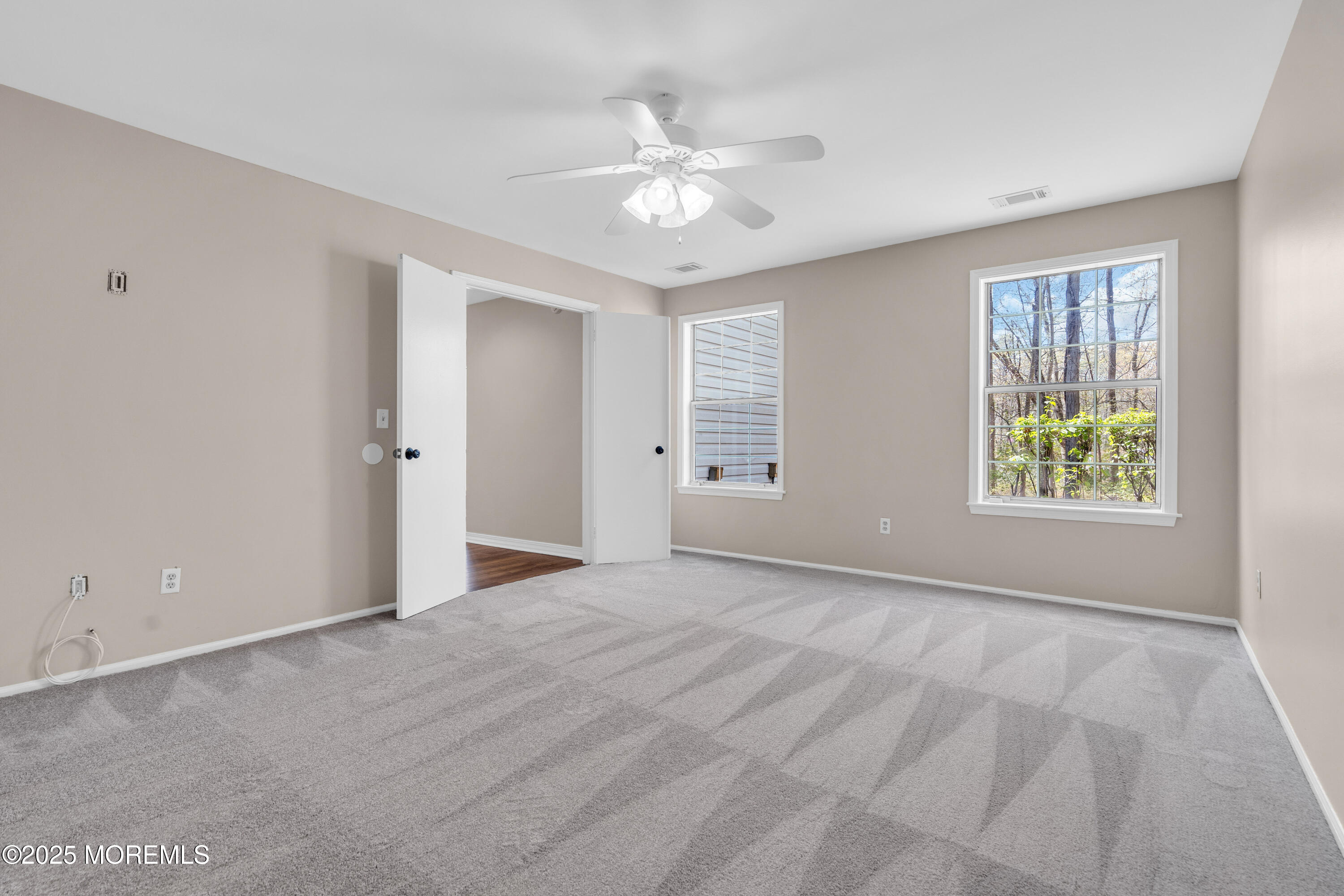 370 Mayfair Place, Morganville, New Jersey image 35