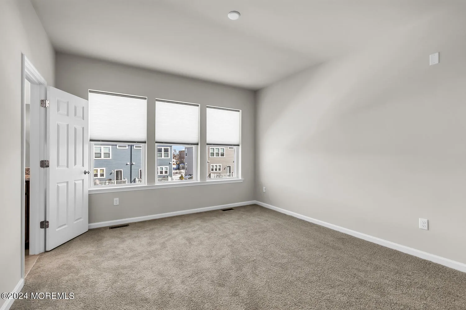 Oceanport, New Jersey 07757, United States, 4 Bedrooms Bedrooms, ,4 BathroomsBathrooms,Residential,Pending,105984