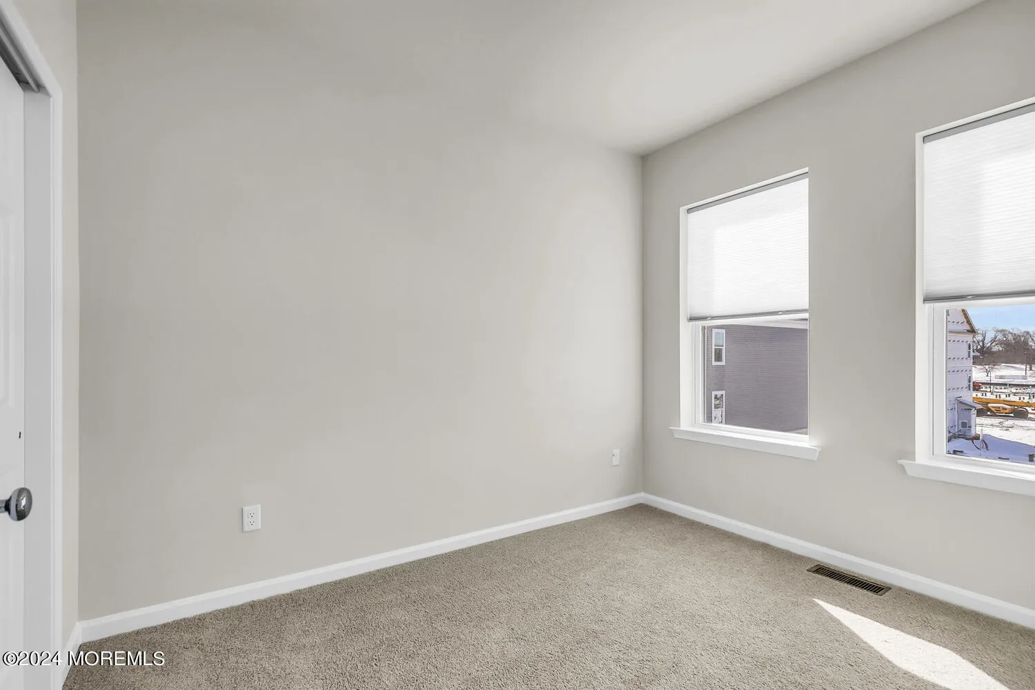 Oceanport, New Jersey 07757, United States, 4 Bedrooms Bedrooms, ,4 BathroomsBathrooms,Residential,Pending,105984