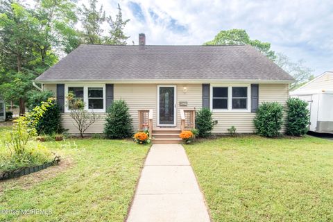 Photo of 313 Shawnee Drive, Brick, NJ 08724 (MLS # 22611236)