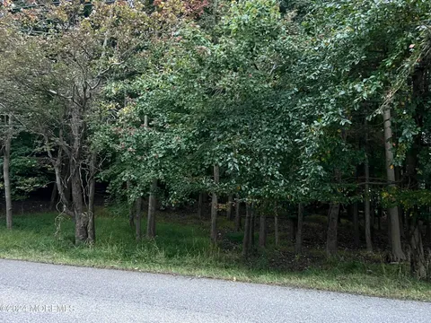 MLS: 22428463