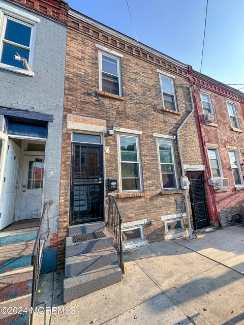 426 Emerald Street, Camden, NJ 08104 - MLS#: 22422253