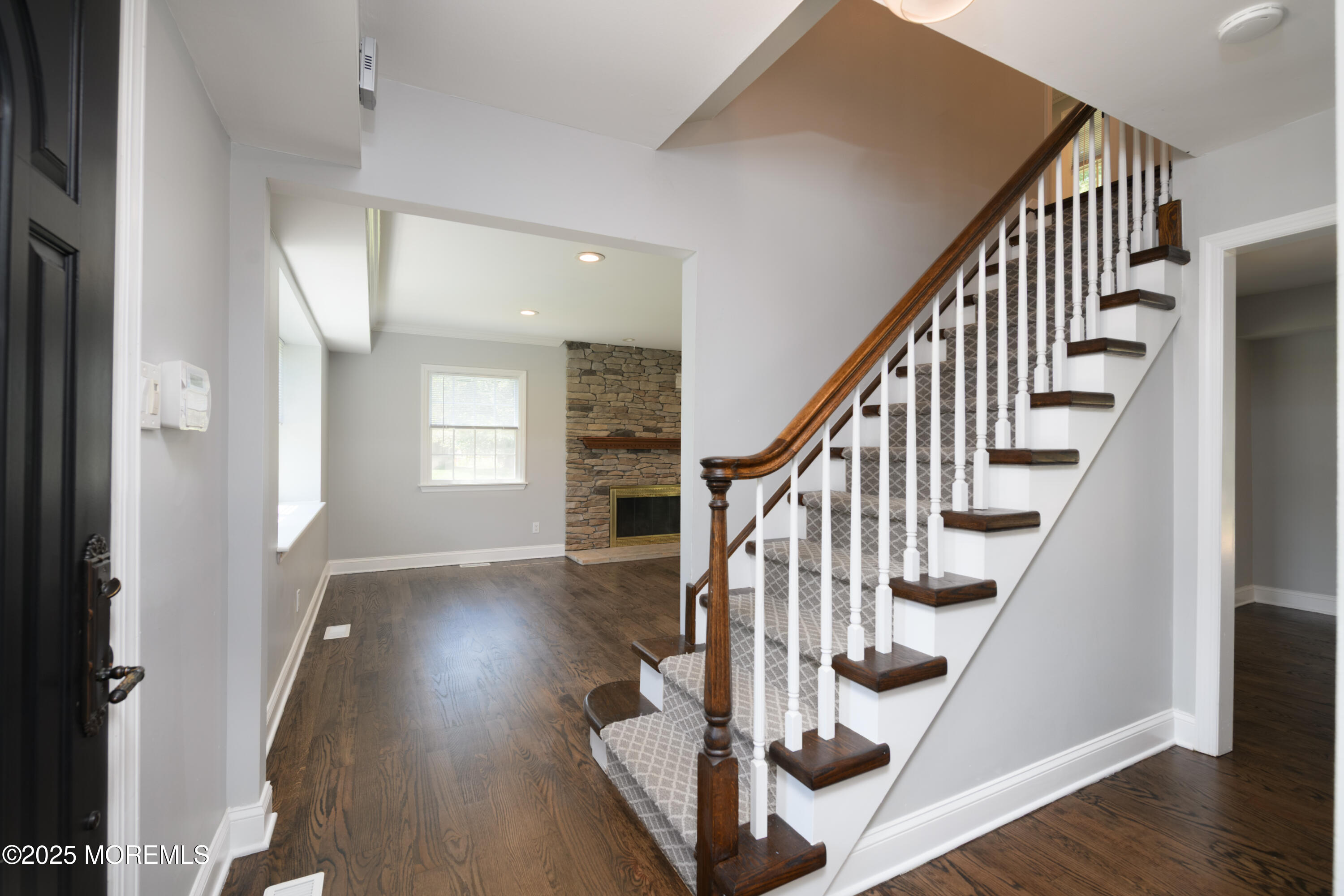 8 Wayne Court