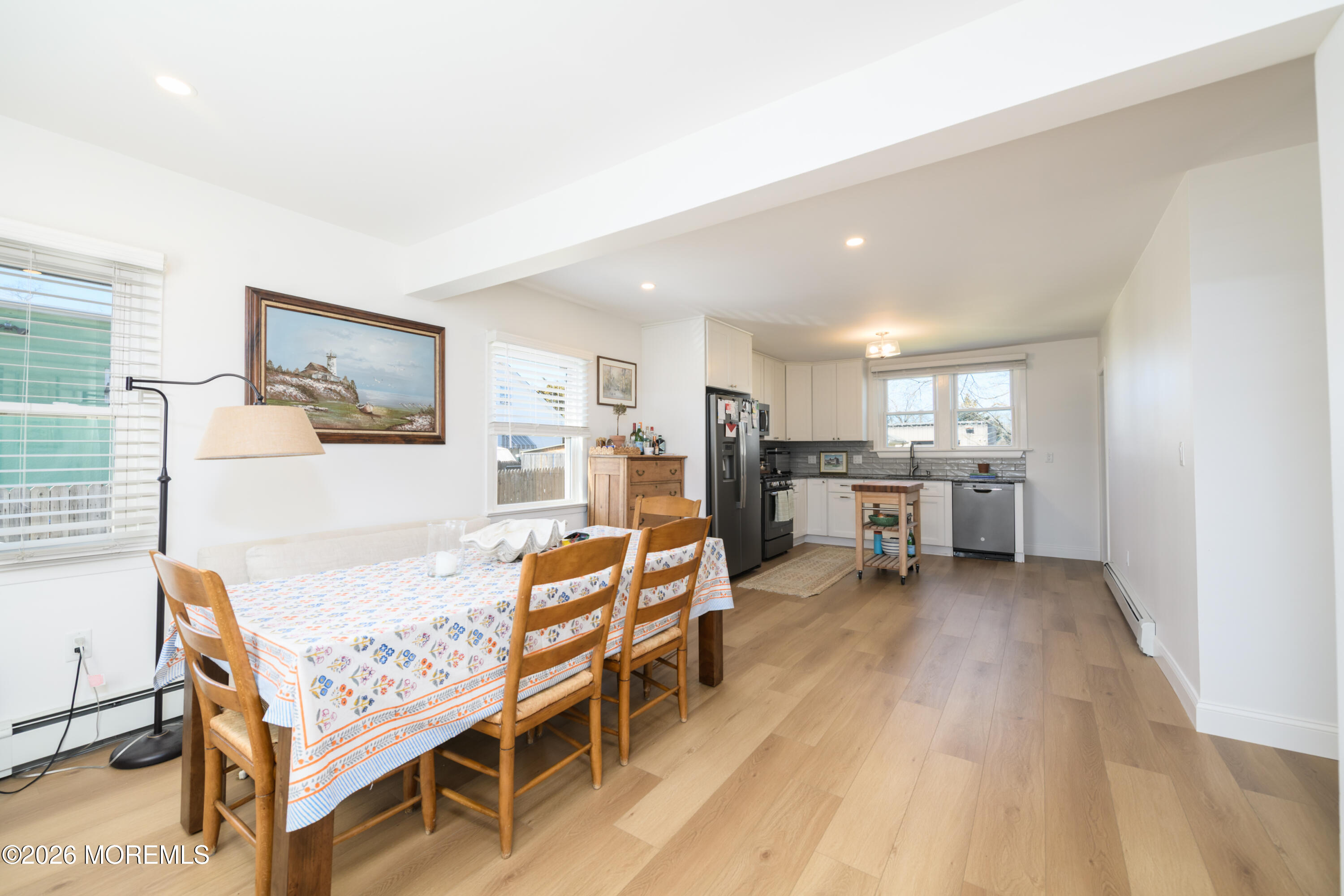 12 E Westside Avenue