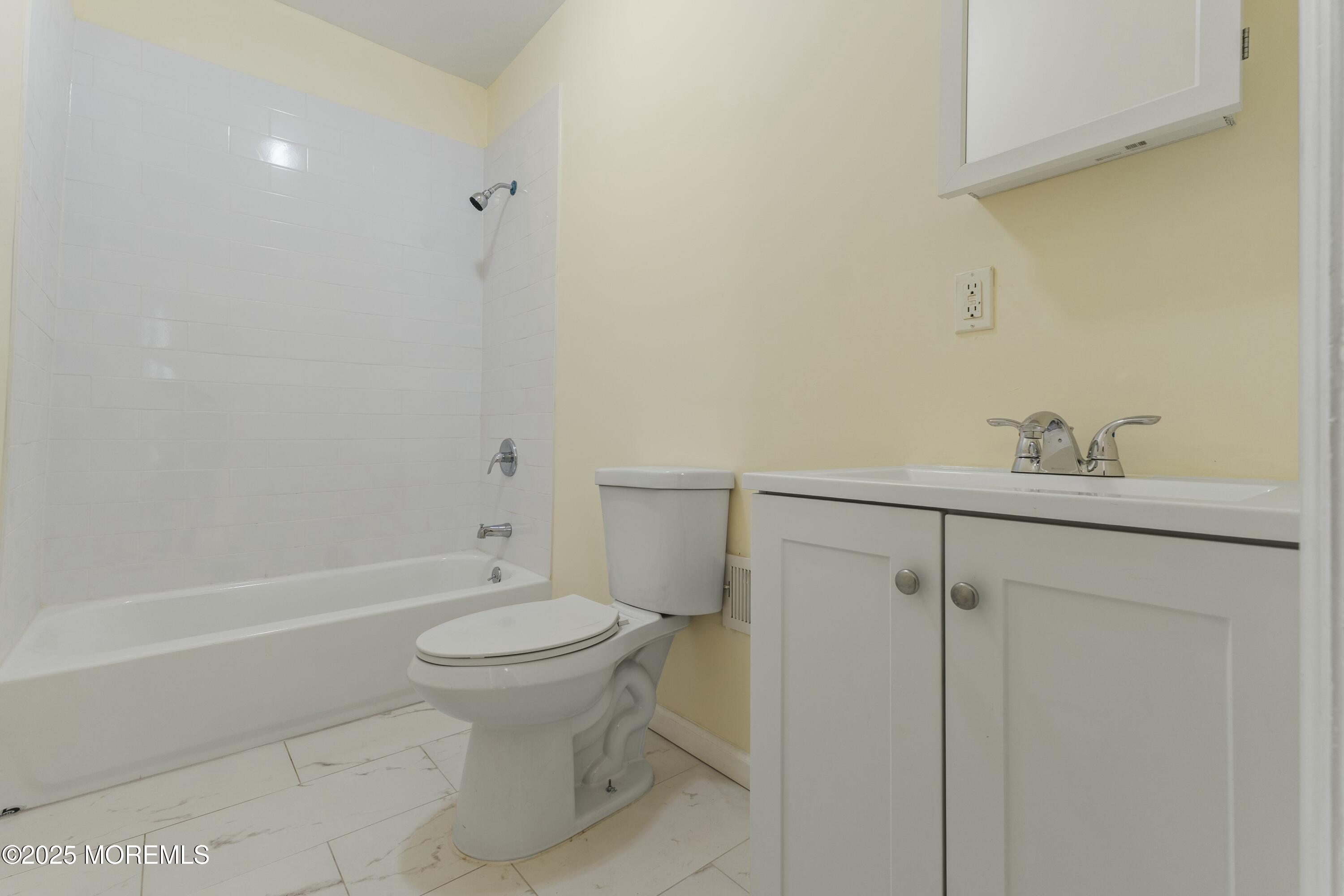 38 Scofield Street, Newark, New Jersey image 17
