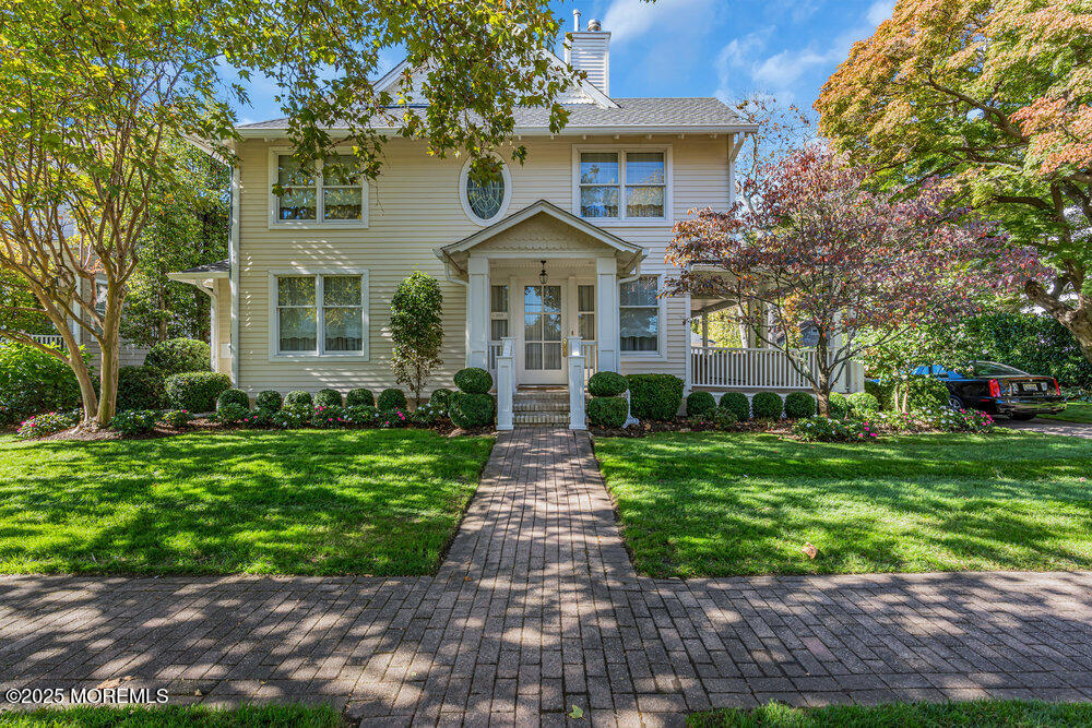 1905 Third Avenue