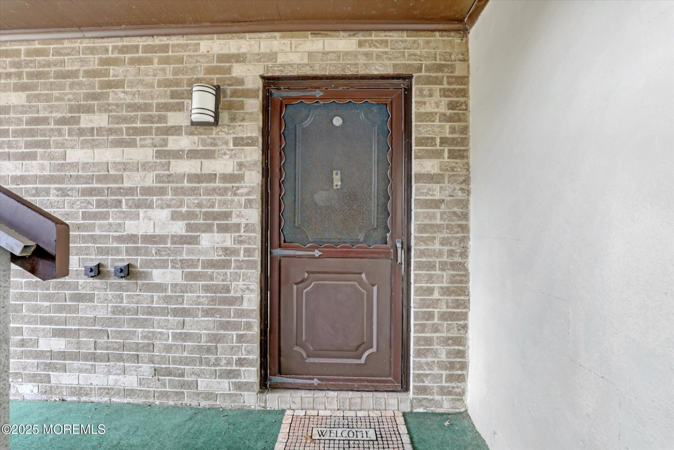 162 Cross Slope Court #B, Manalapan, New Jersey image 2