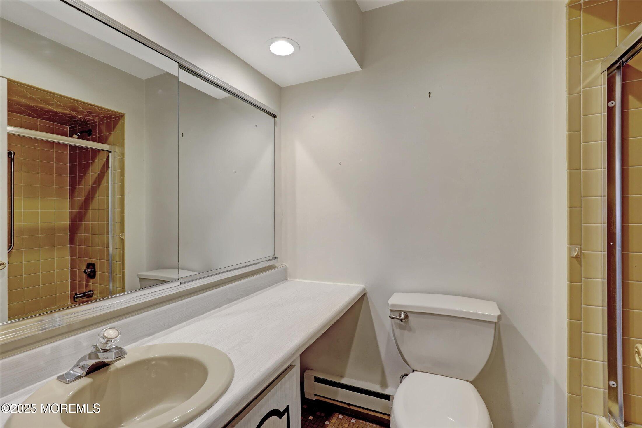 162 Cross Slope Court #B, Manalapan, New Jersey image 24