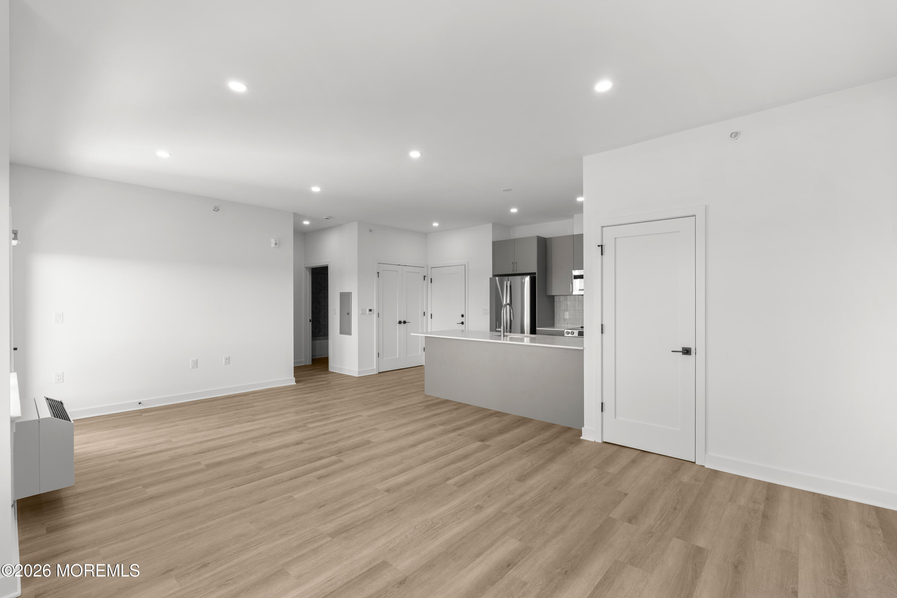 180 Morris Avenue 502